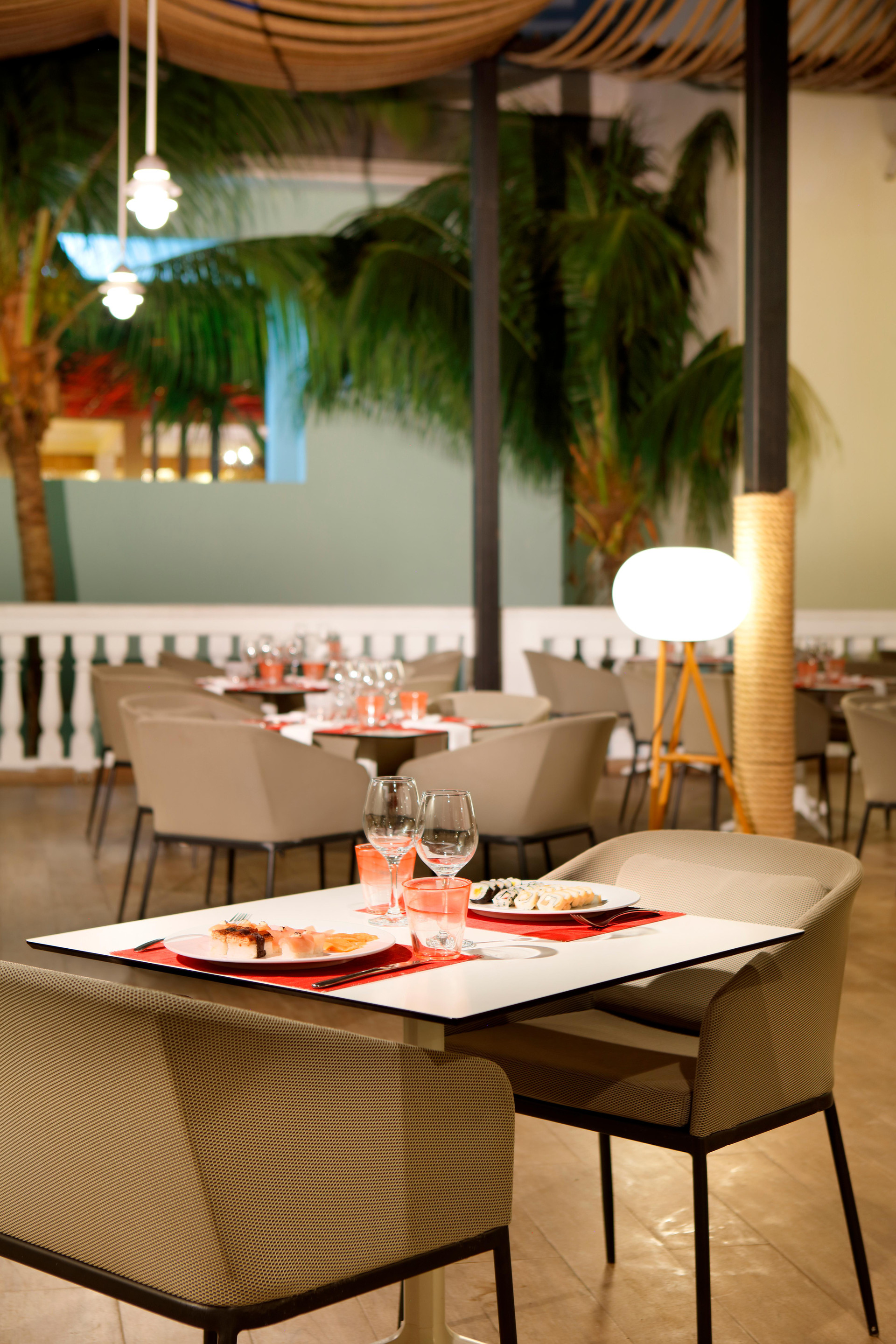 Restaurant The Signature Level At Grand Palladium Lady Hamilton Resort & Spa