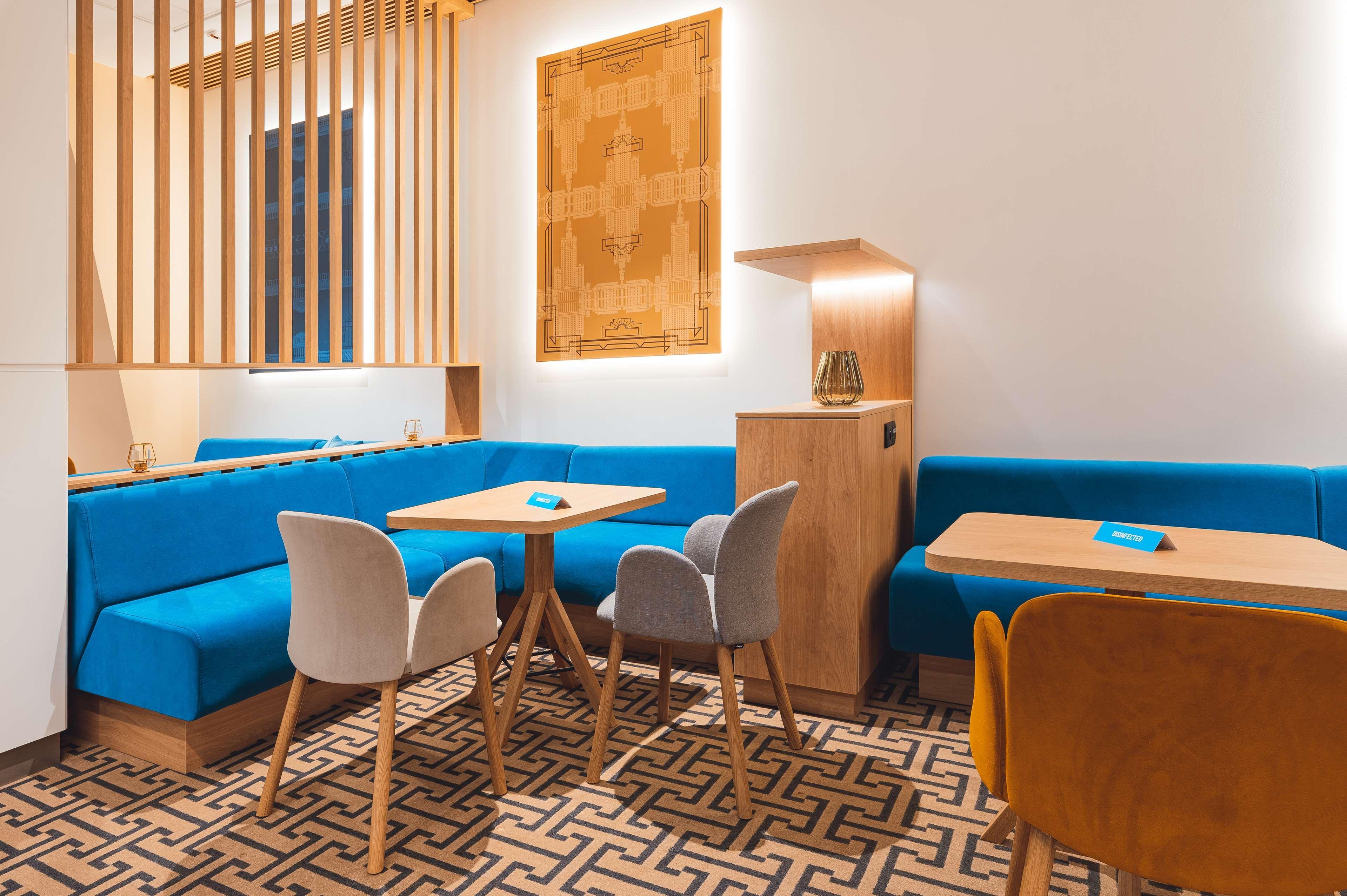 Restaurant Hampton by Hilton Warsaw Reduta