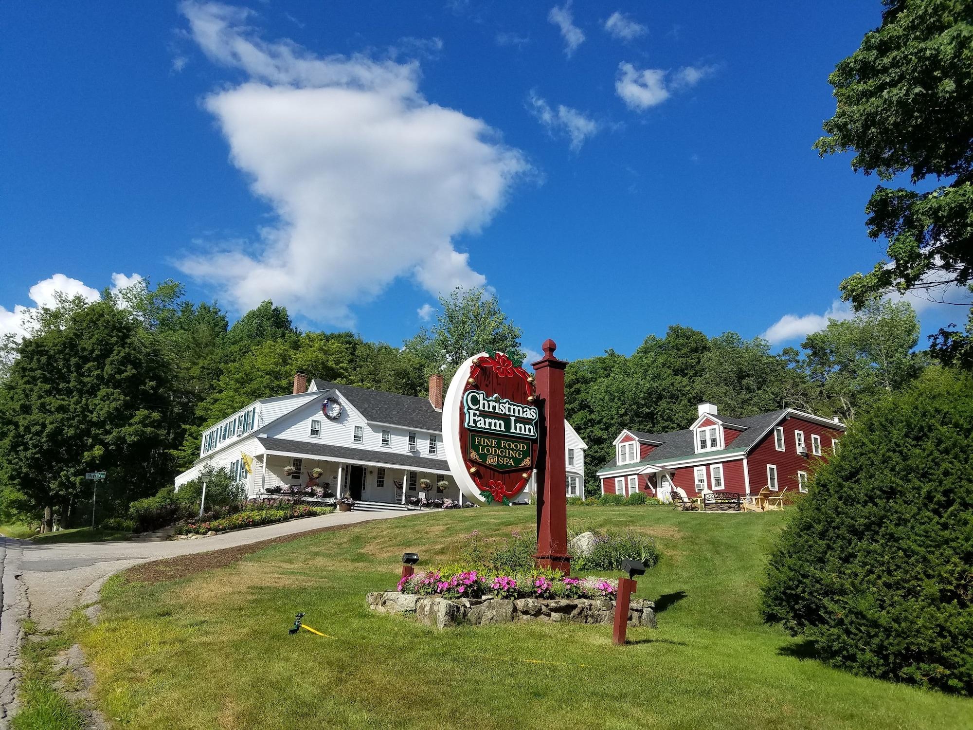 Vista Exterior Christmas Farm Inn and Spa