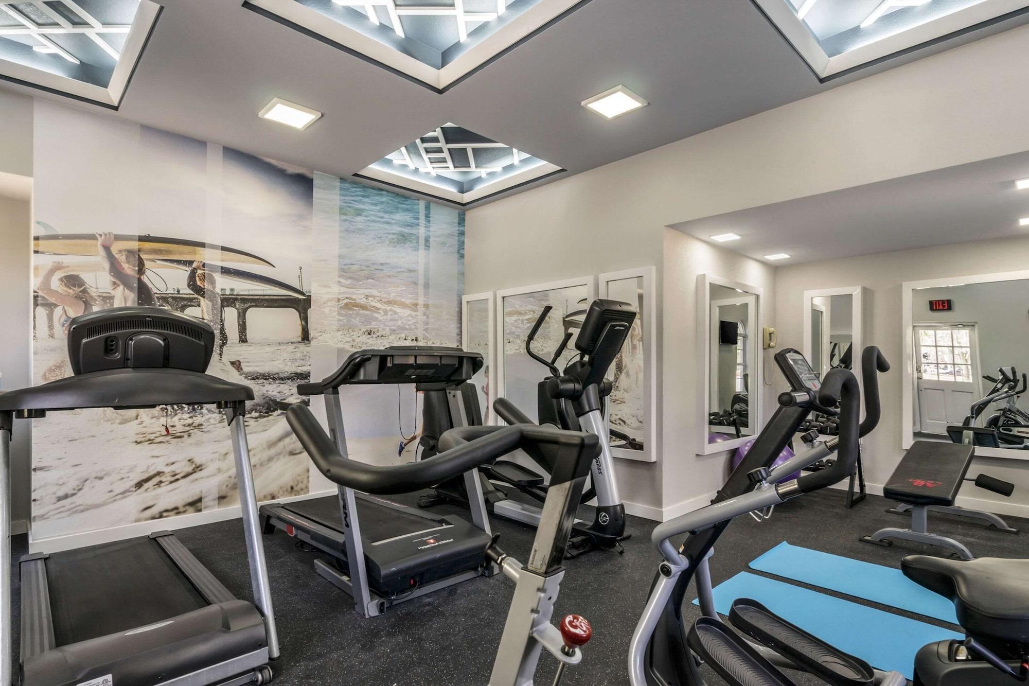Gimnasio Clarion Pointe Tampa-Brandon Near Fairgrounds and Casino