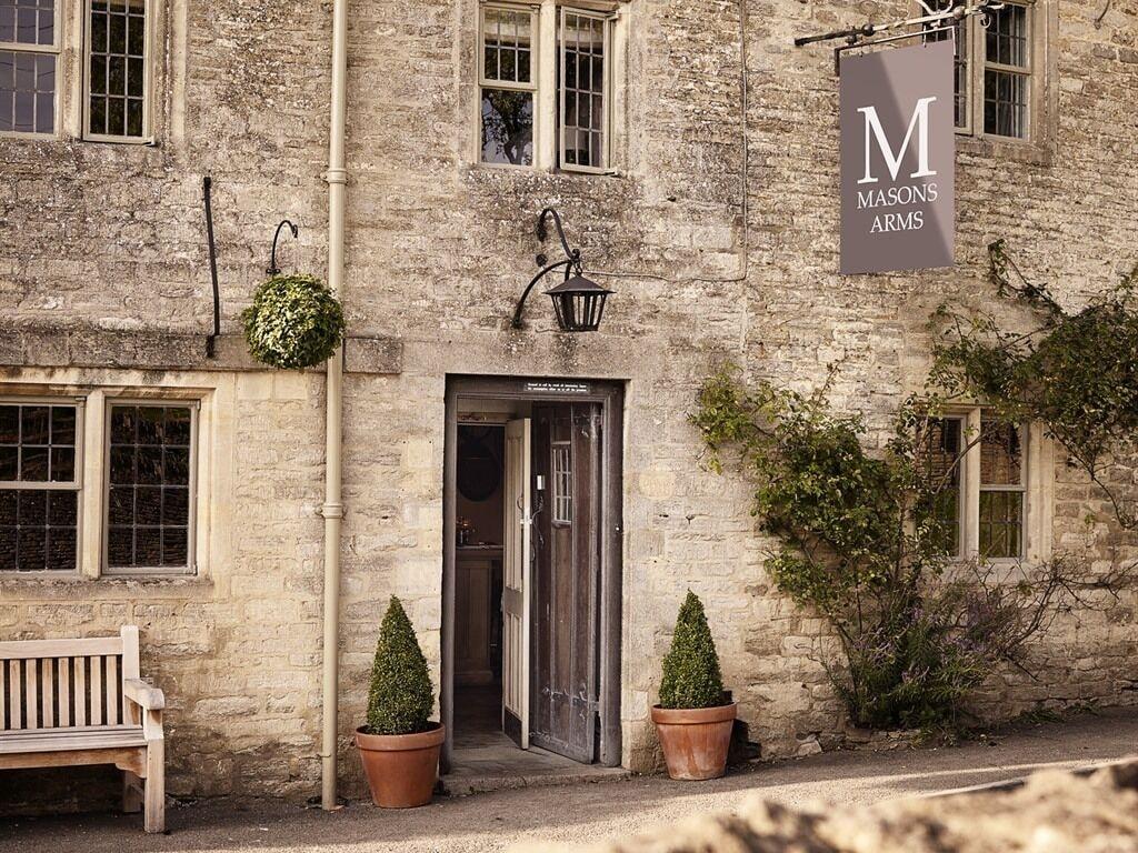 Vista Exterior The Masons Arms