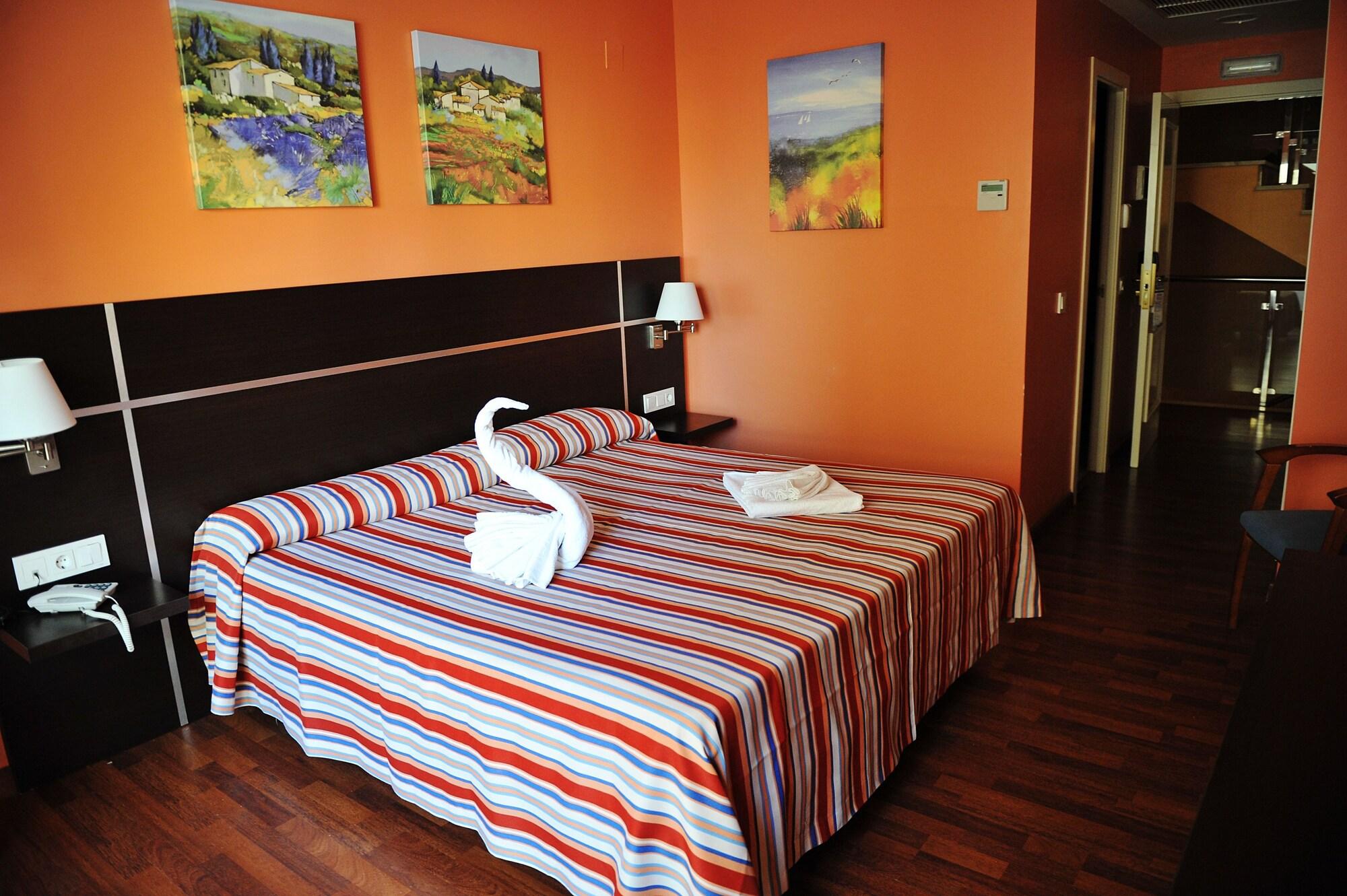 Habitación Hotel Monterrey Costa