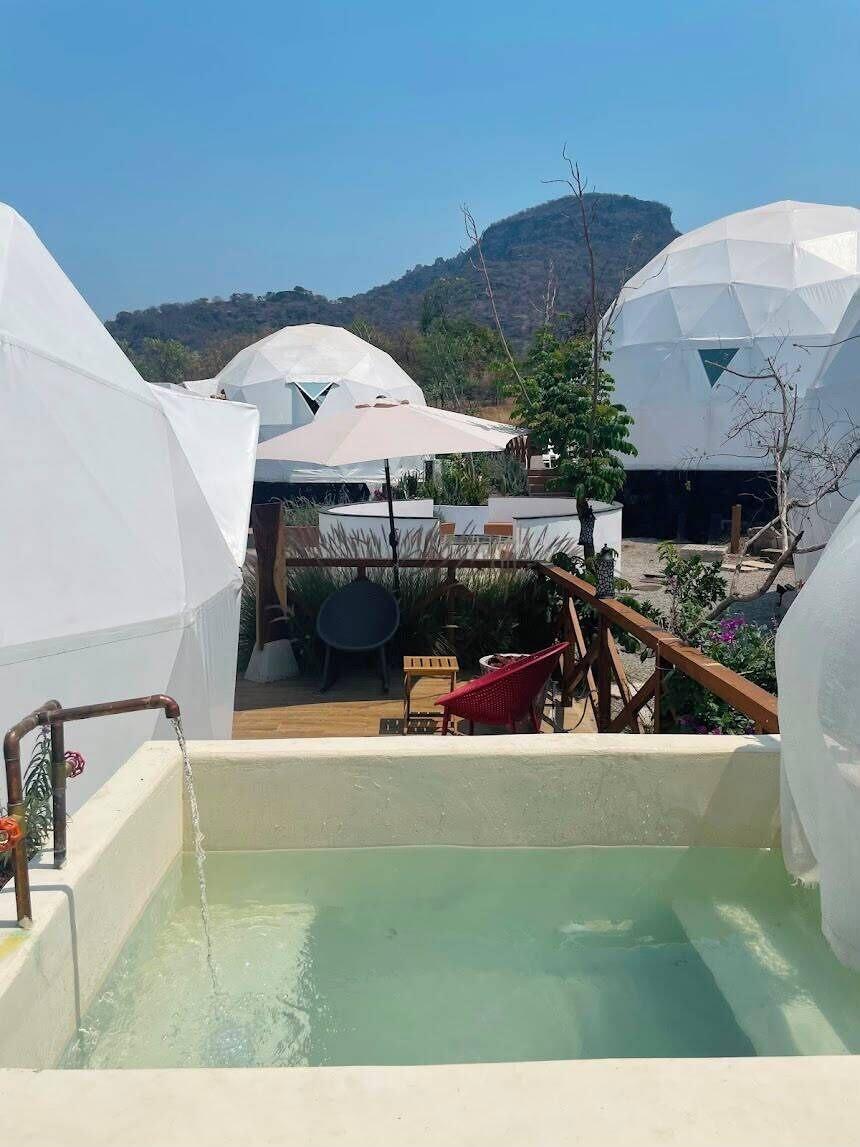 Vista Piscina Meraki Glampings