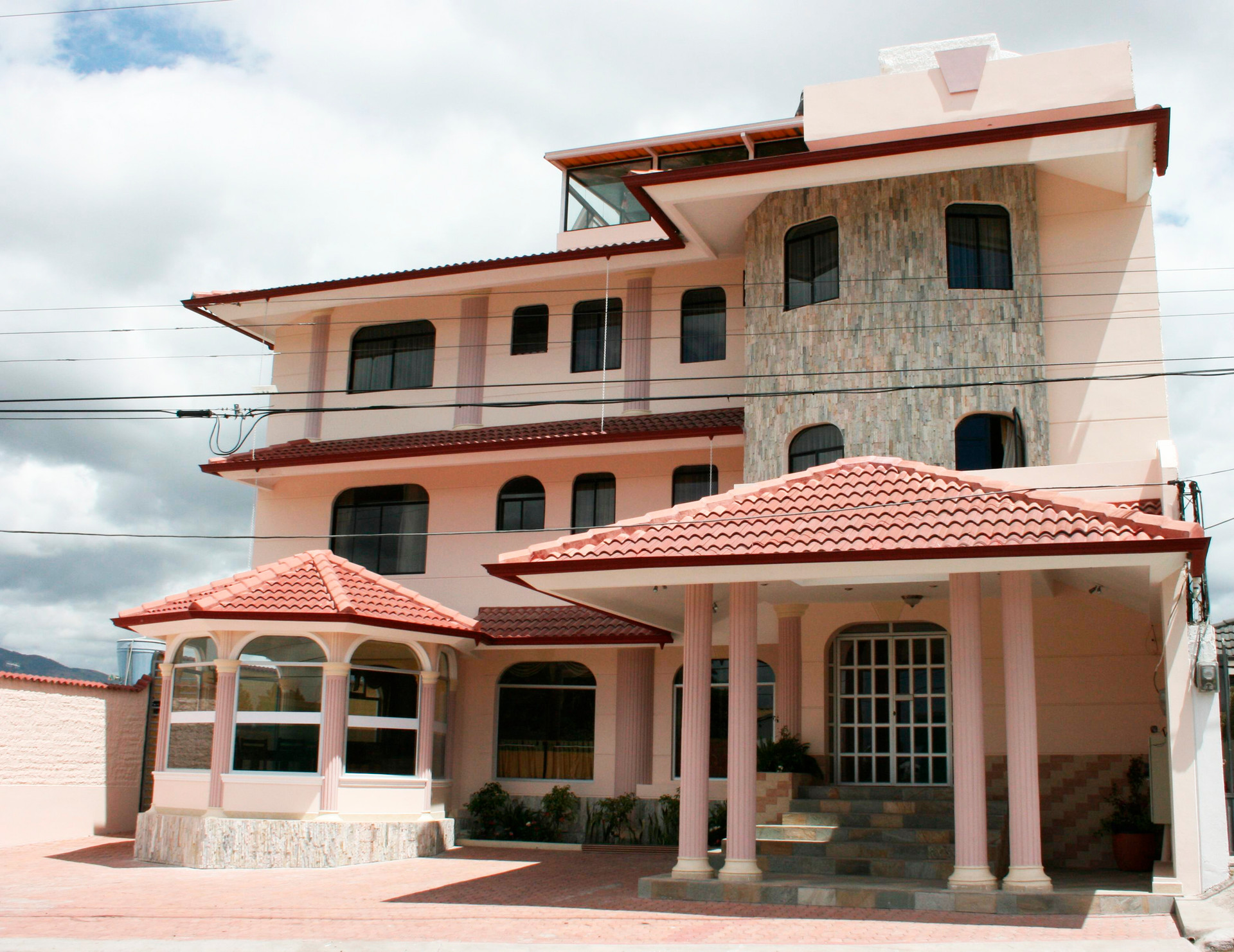 Vista Exterior Hotel Marquez de Río