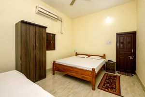 Alojamiento - Aryan Camp Riverside Homestay Madla Panna