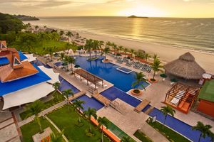 Alojamiento - Grand Decameron Panamá, A Trademark All-Inclusive Resort