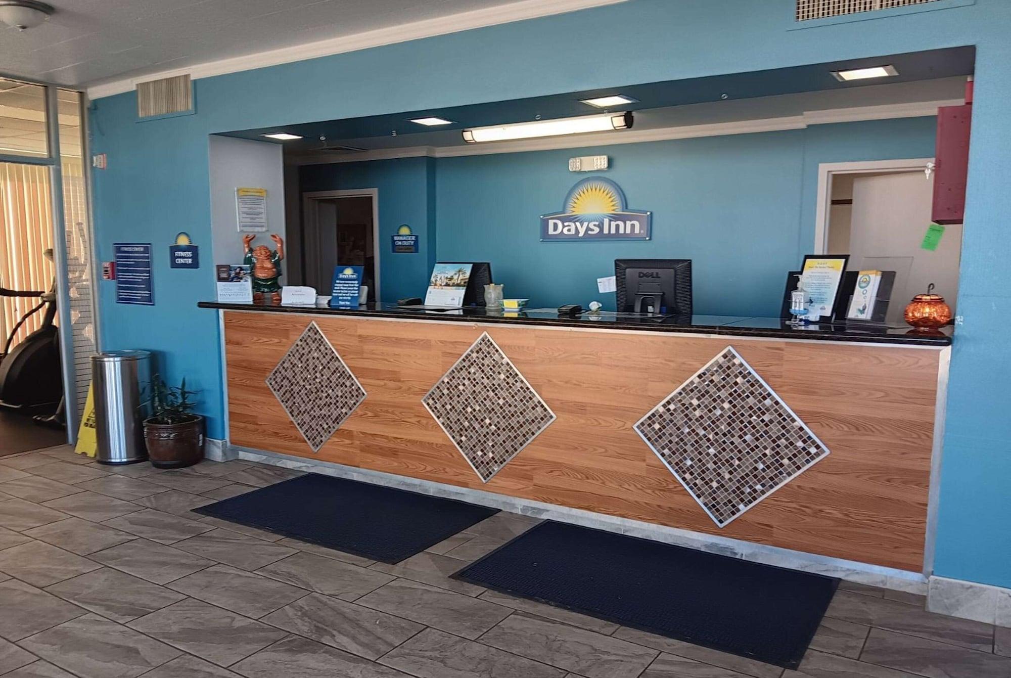 Vista Lobby Days Inn by Wyndham Colorado City