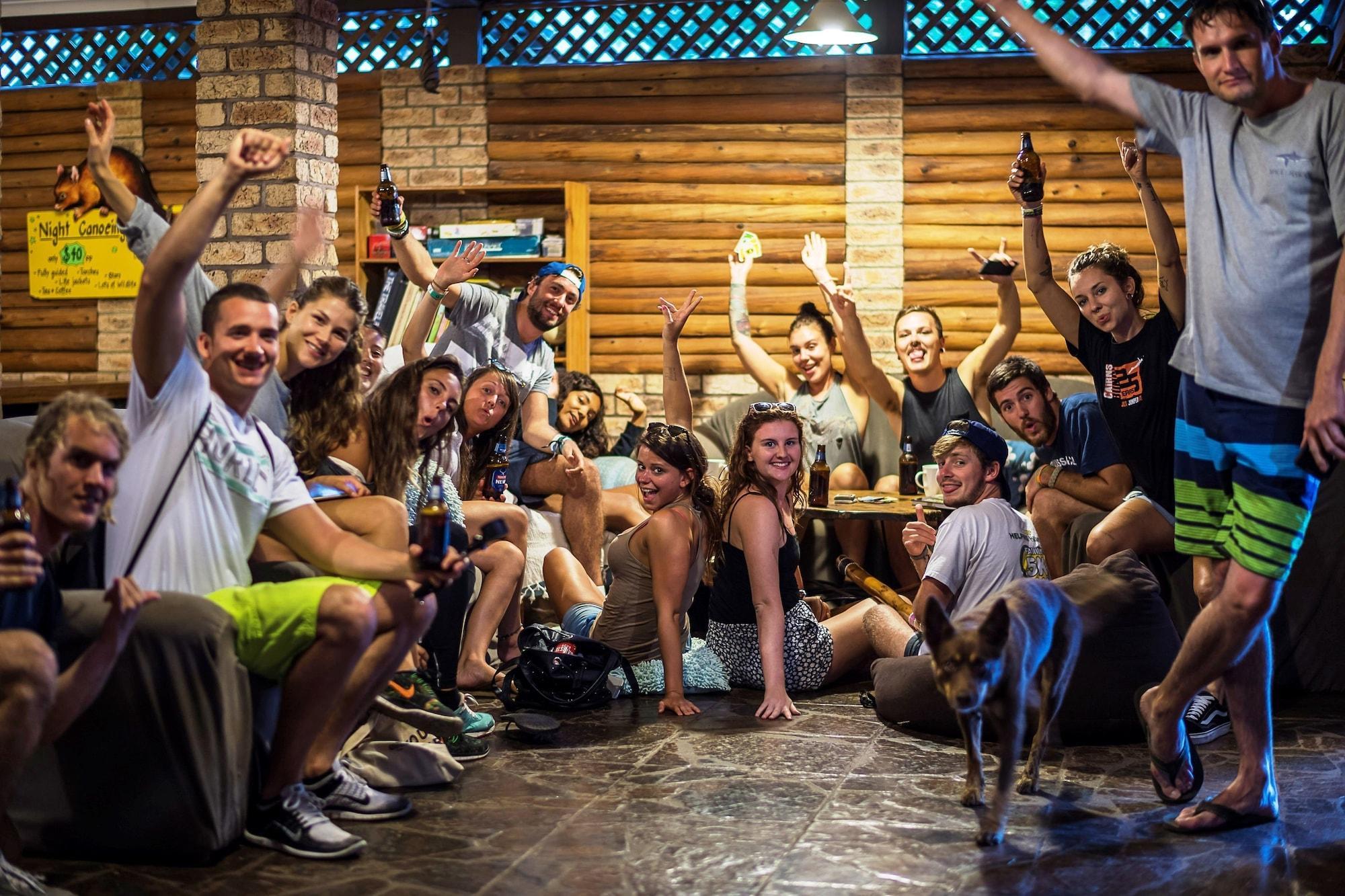 Vista Lobby On The Wallaby Eco Lodge - Hostel