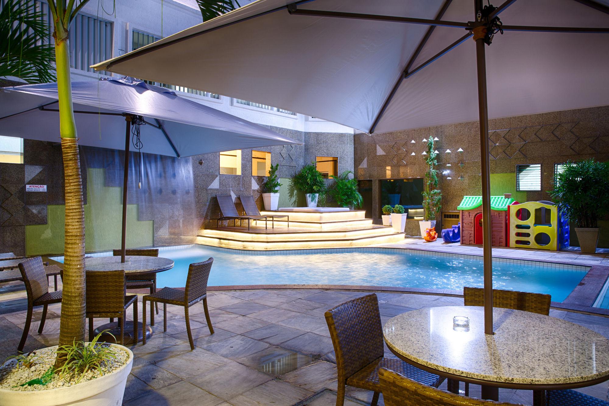Vista Piscina Hotel Beira Mar