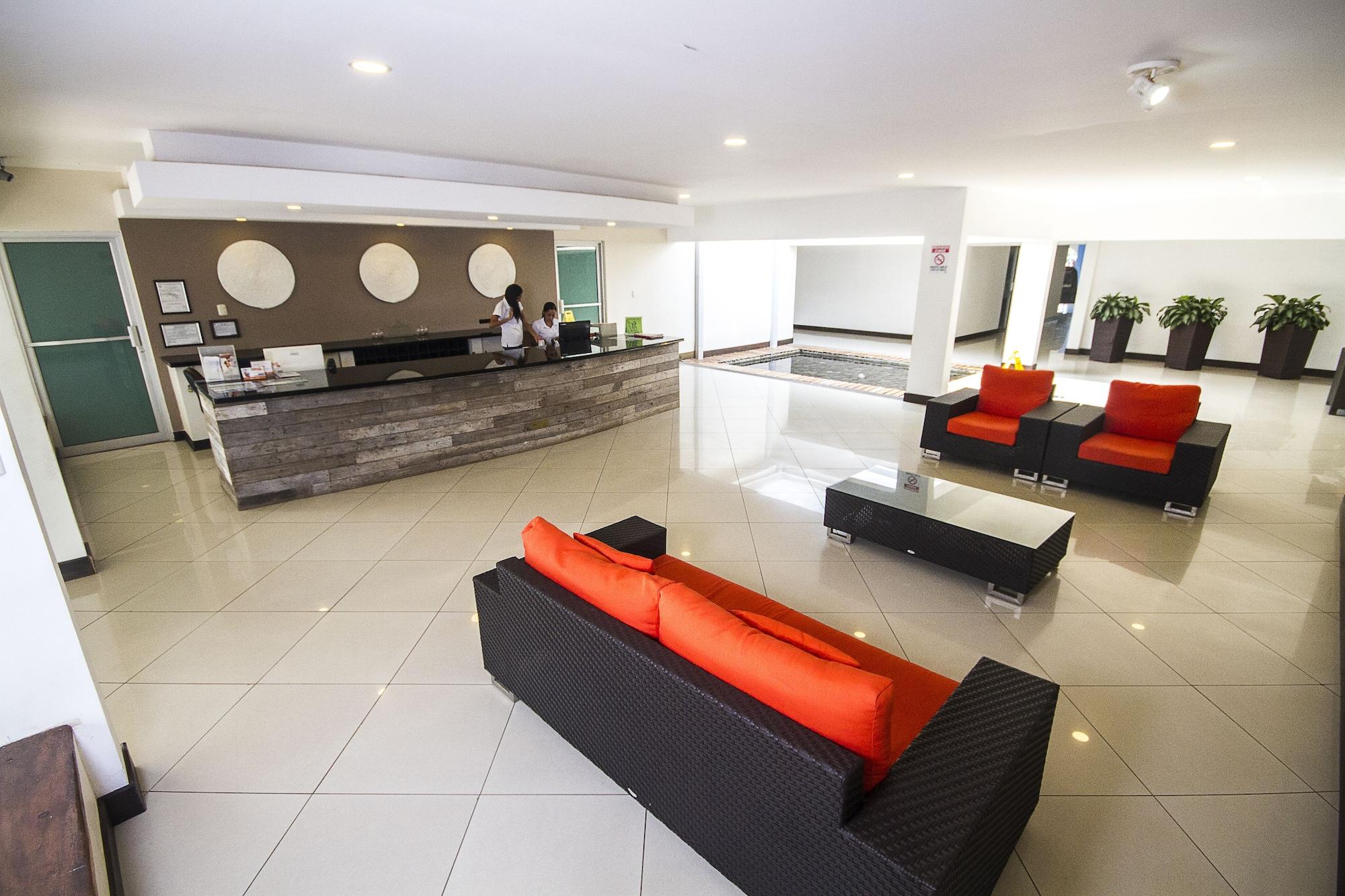 Vista Lobby Puerto Azul Hotel