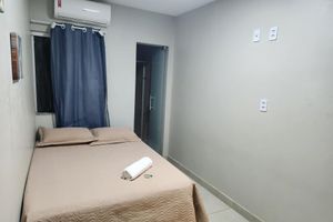 Alojamiento - Hangar House Hostel