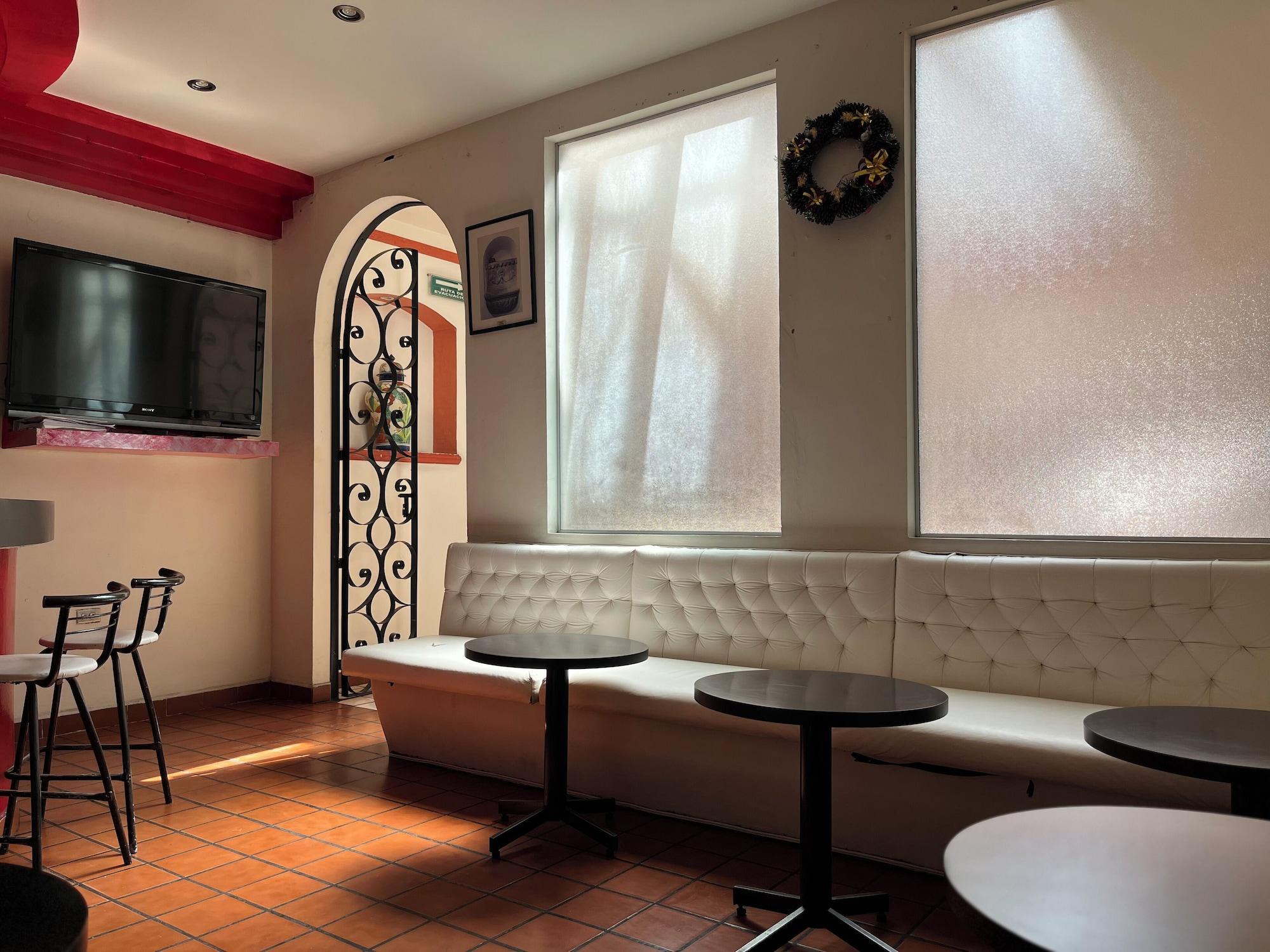 Bar/Salón Hotel Granada