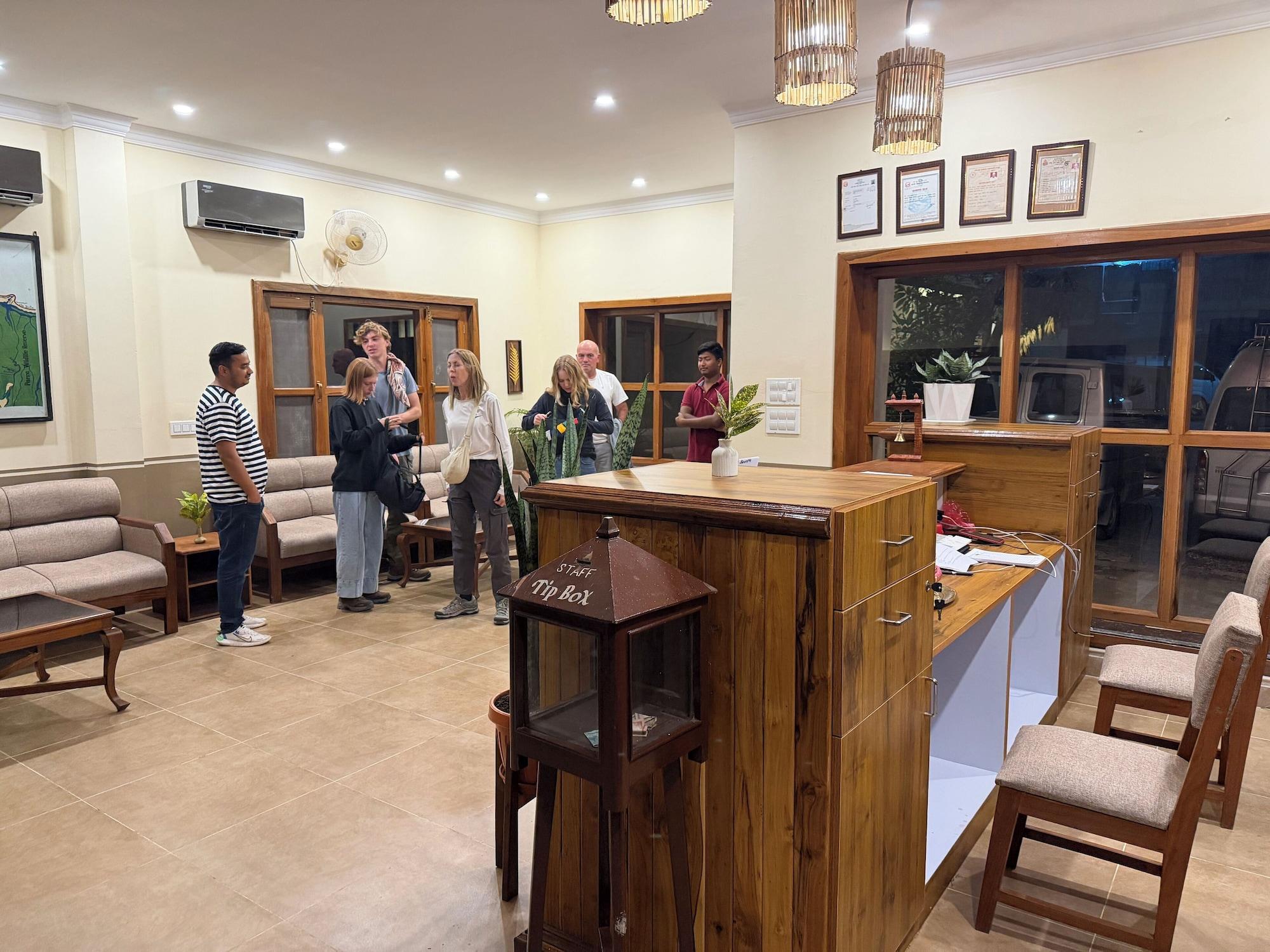 Vista Lobby Jungle Safari Resort