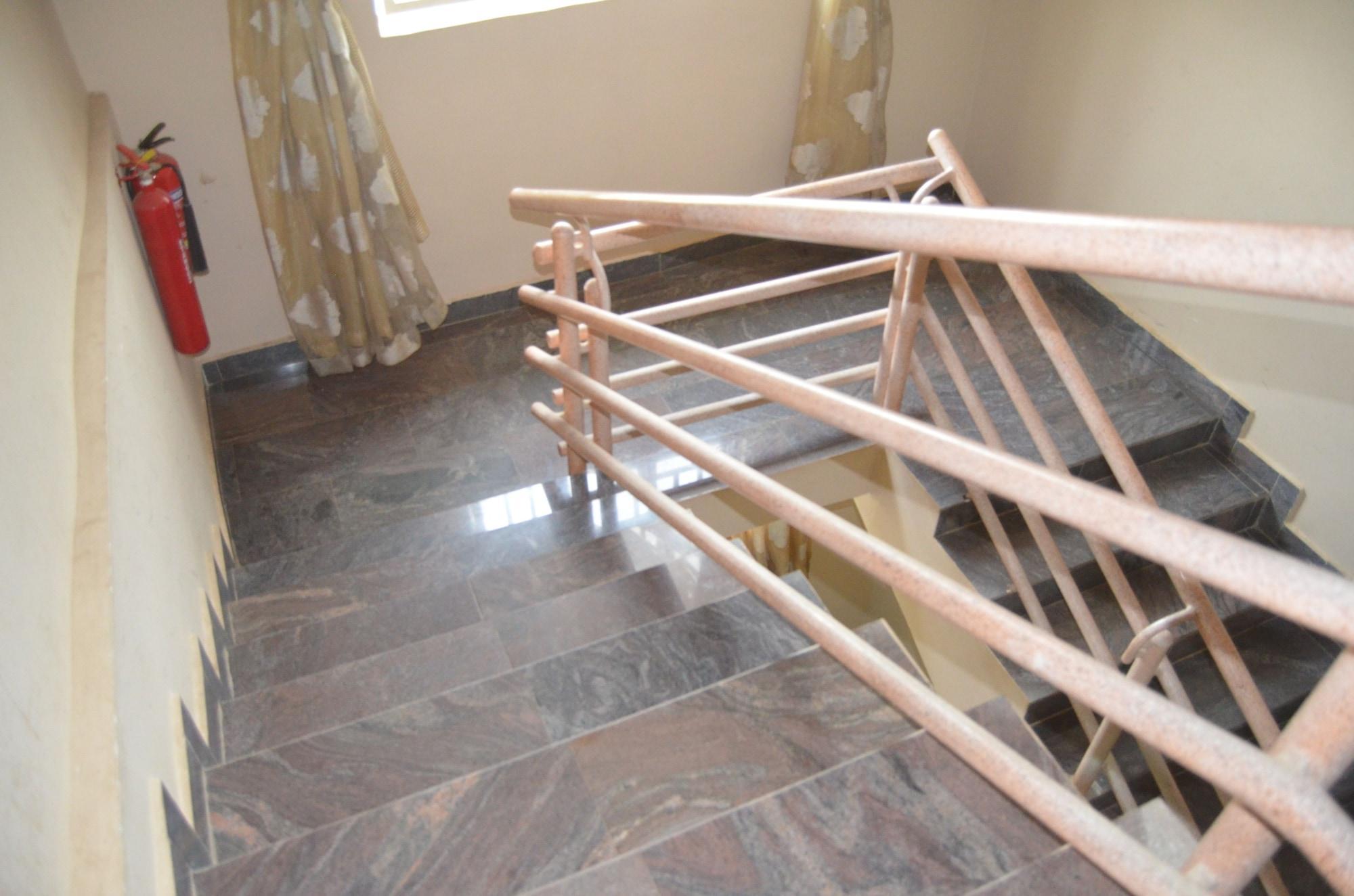 Vista Lobby Residency Hotel Guzape Abuja