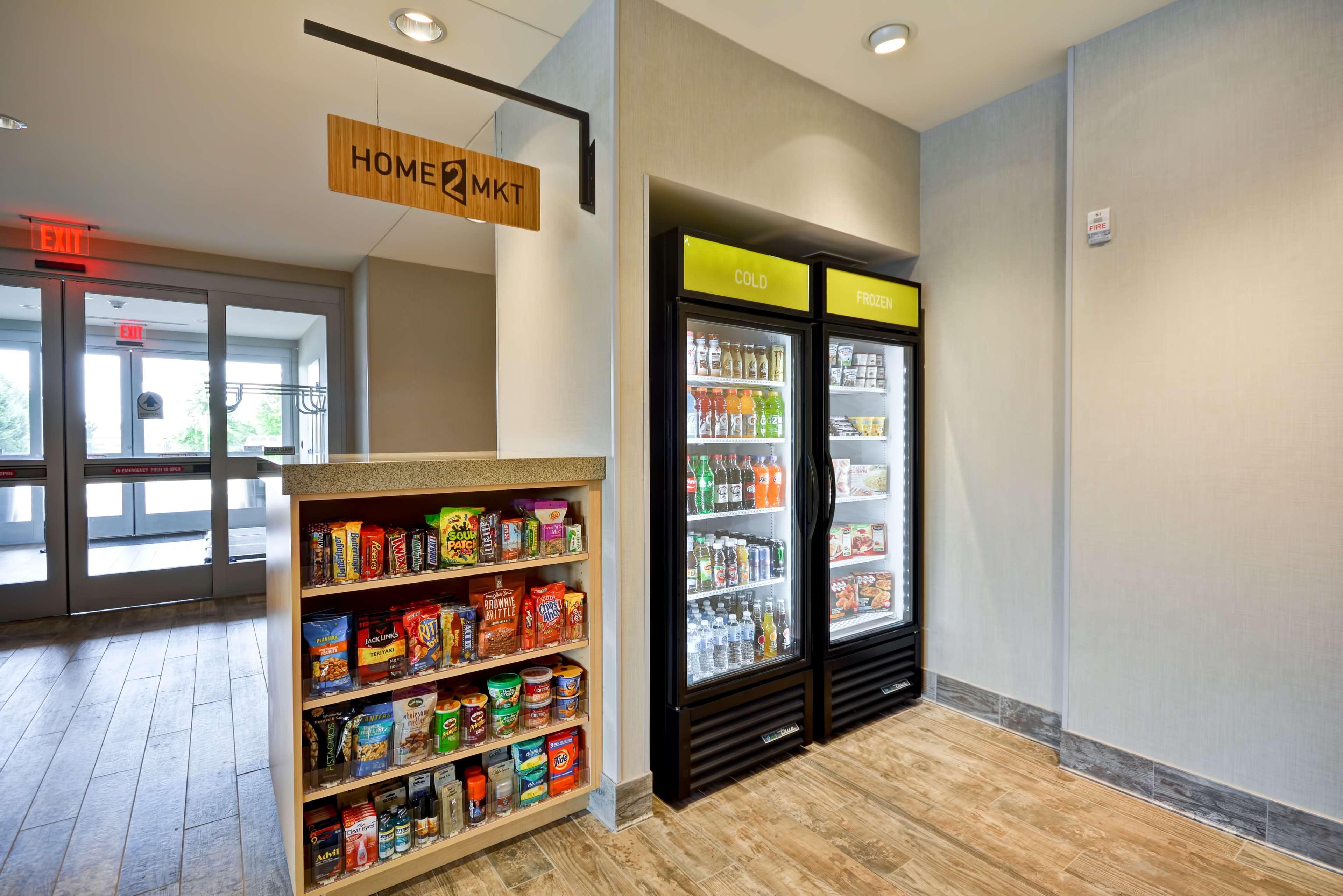 Restaurant Home2 Suites By Hilton  Charles Town