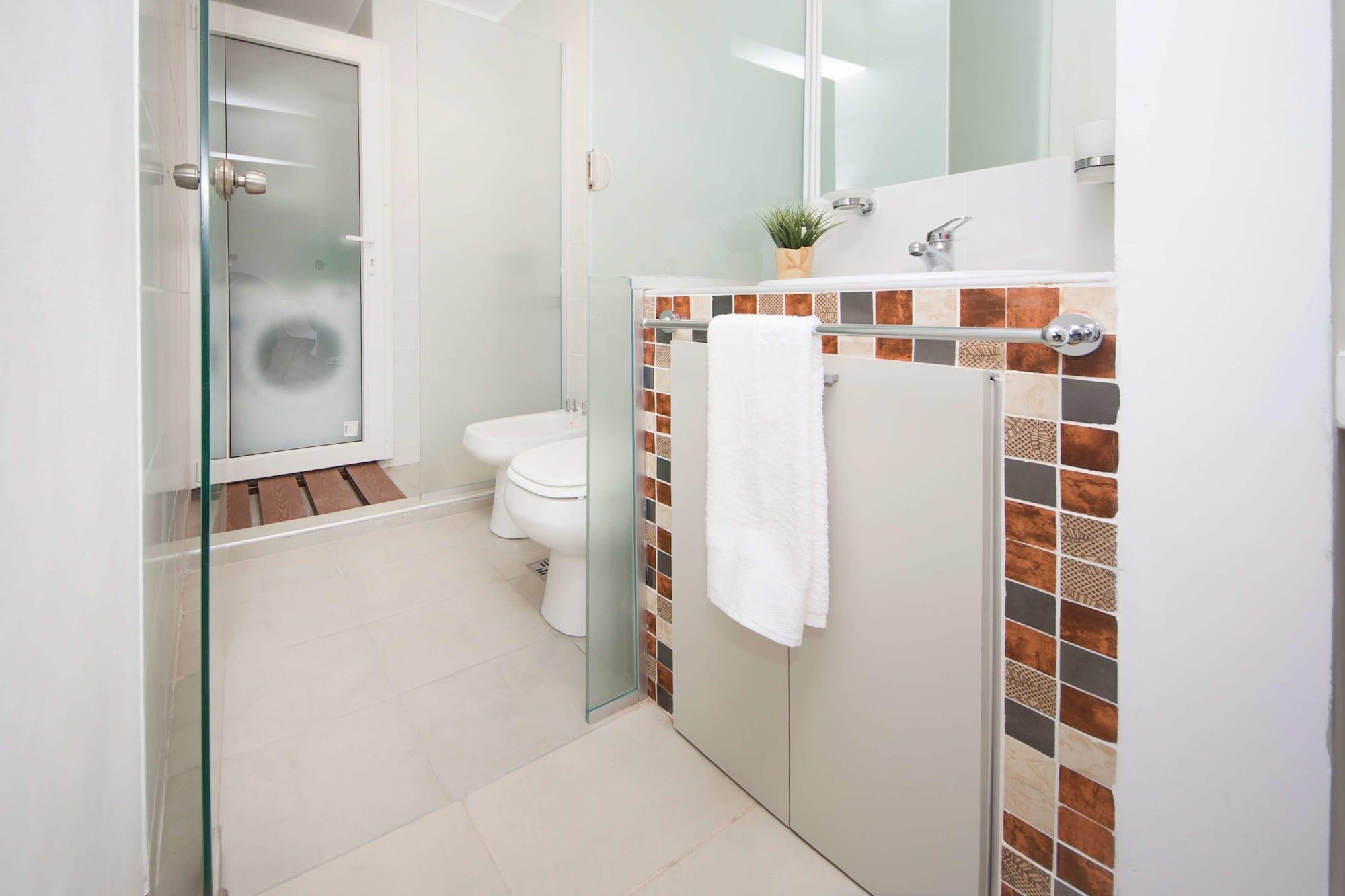 Equipamiento de Habitación Rent San José de Calasanz 85W