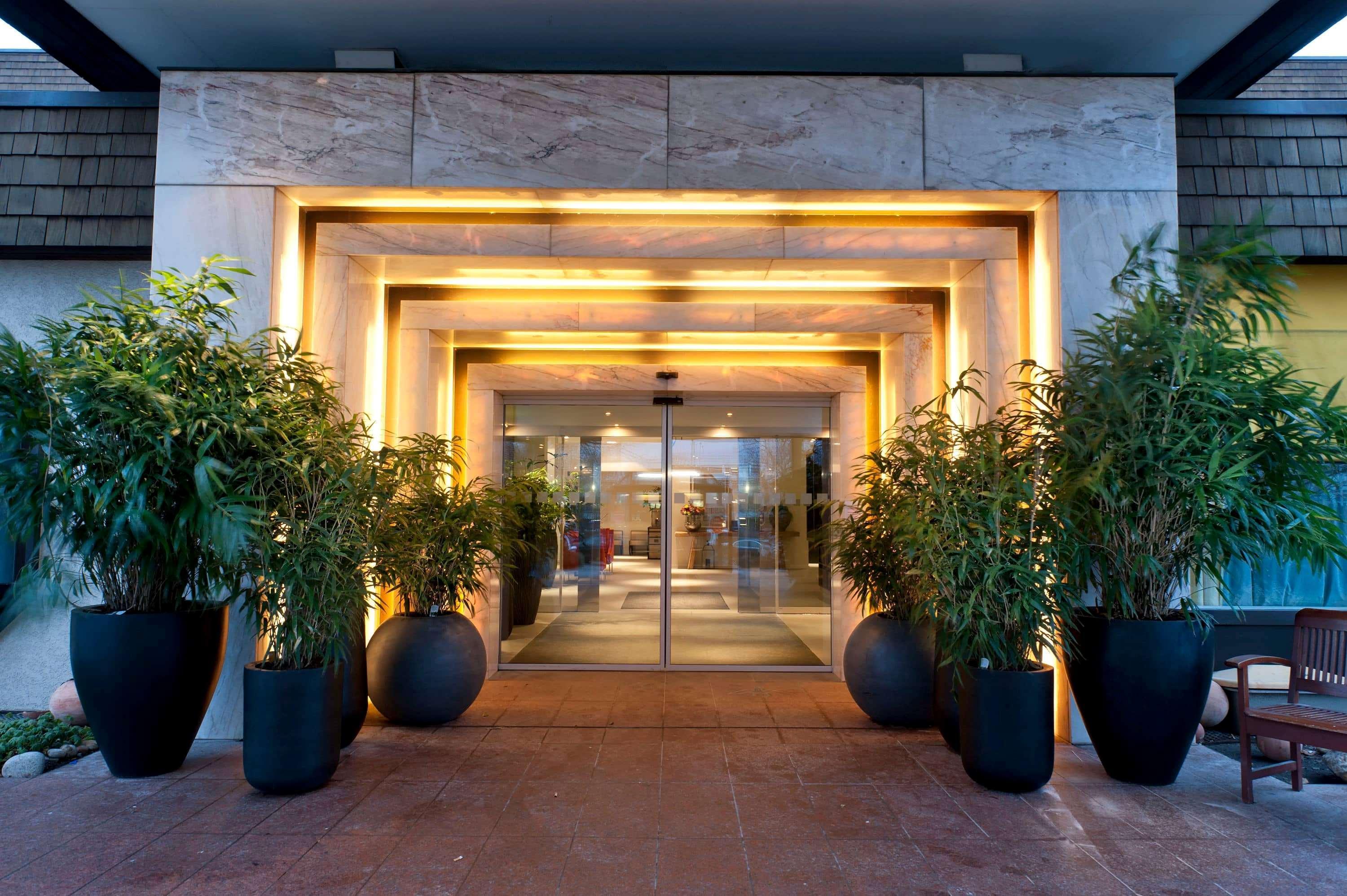 Vista Exterior Wyndham Stuttgart Airport Messe