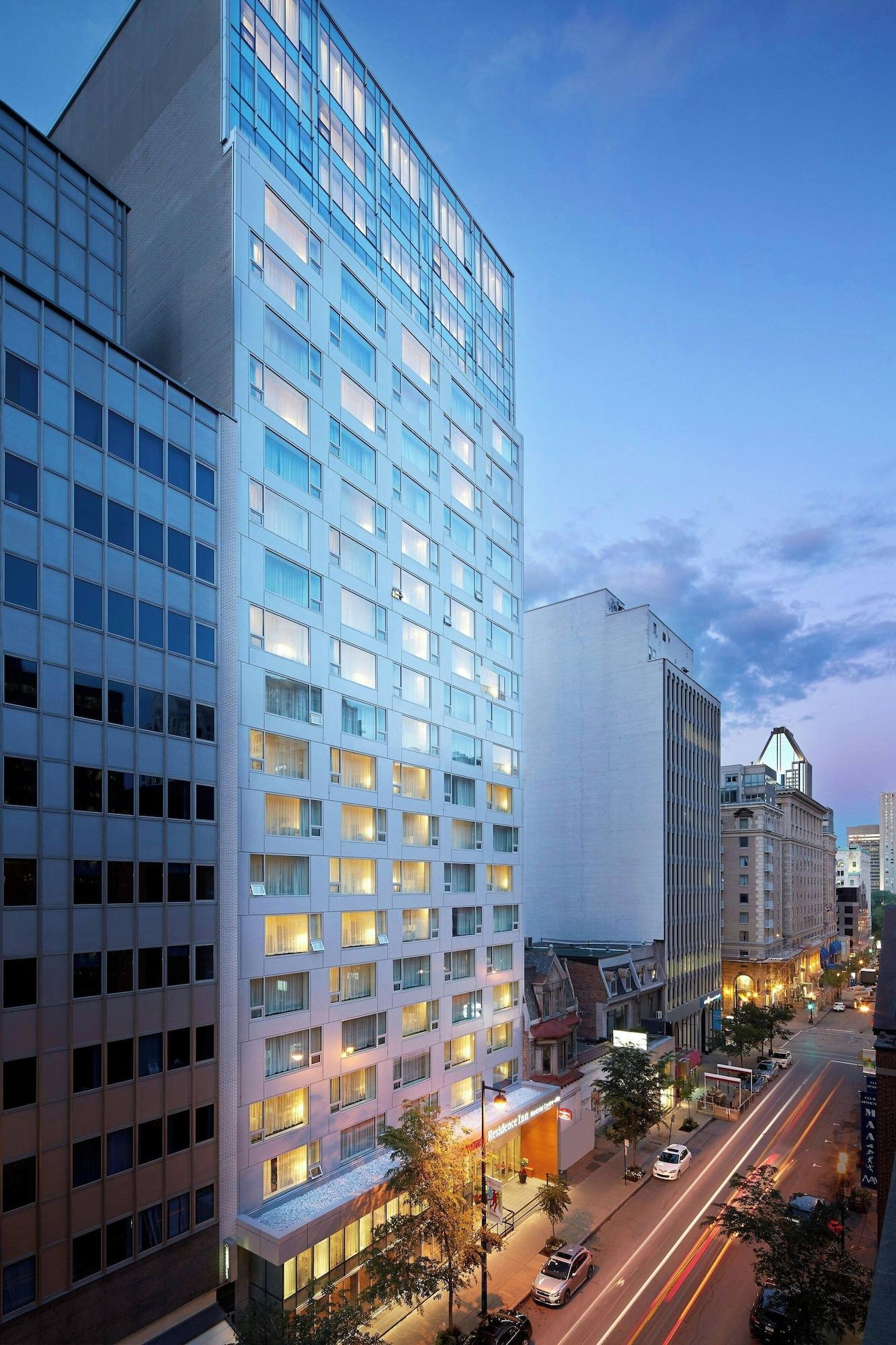 Vista Exterior Residence Inn by Marriott Montreal Downtown