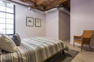 Alquiler Vacacional - 3 BDR Downtown Luxury Loft-spacious, Safe & Secure