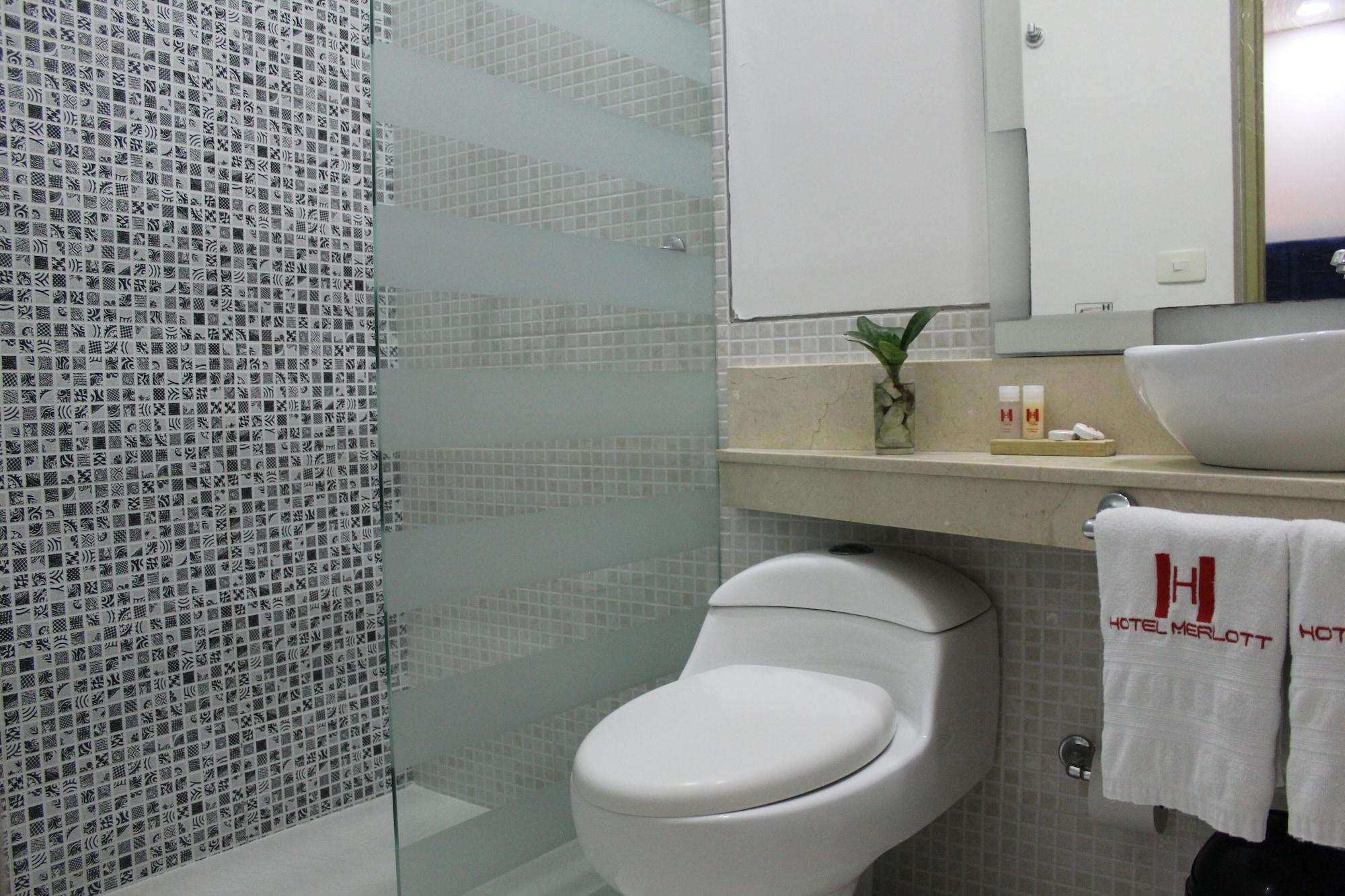 Equipamiento de Habitación Hotel Merlott Lleras