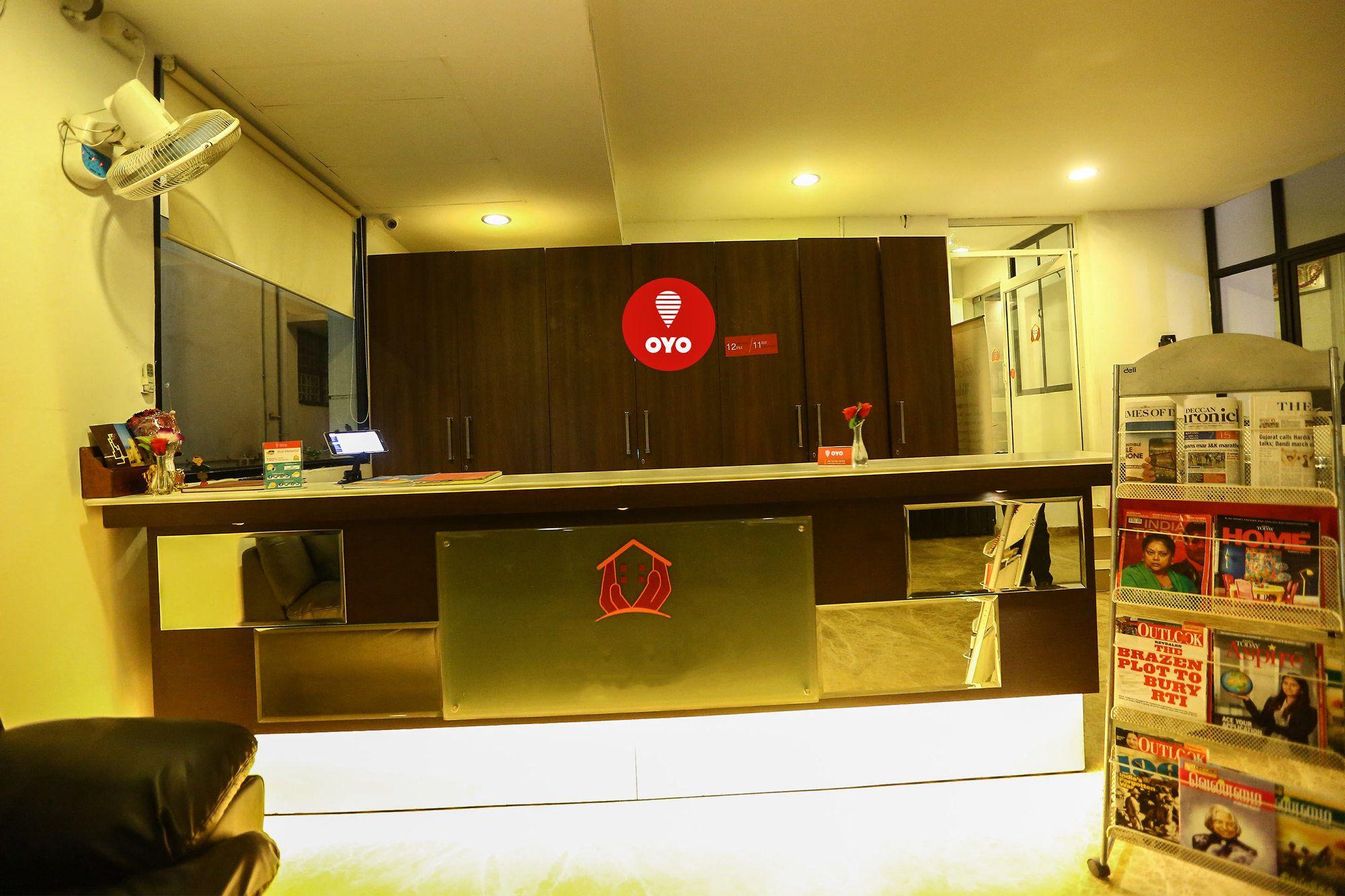 Vista Lobby OYO 10744 Grand Marena