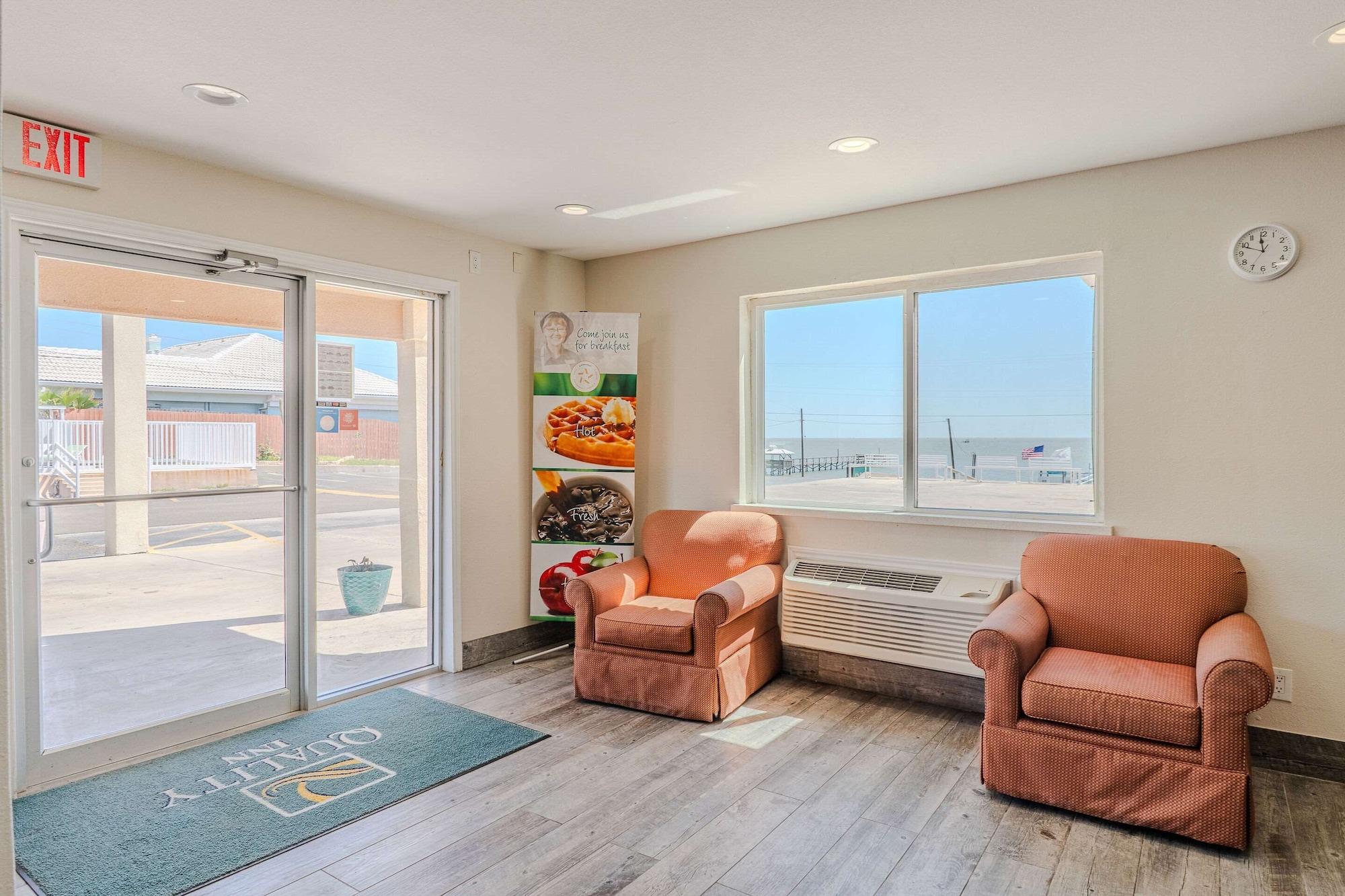 Vista Lobby Quality Inn Rockport on Aransas Bay