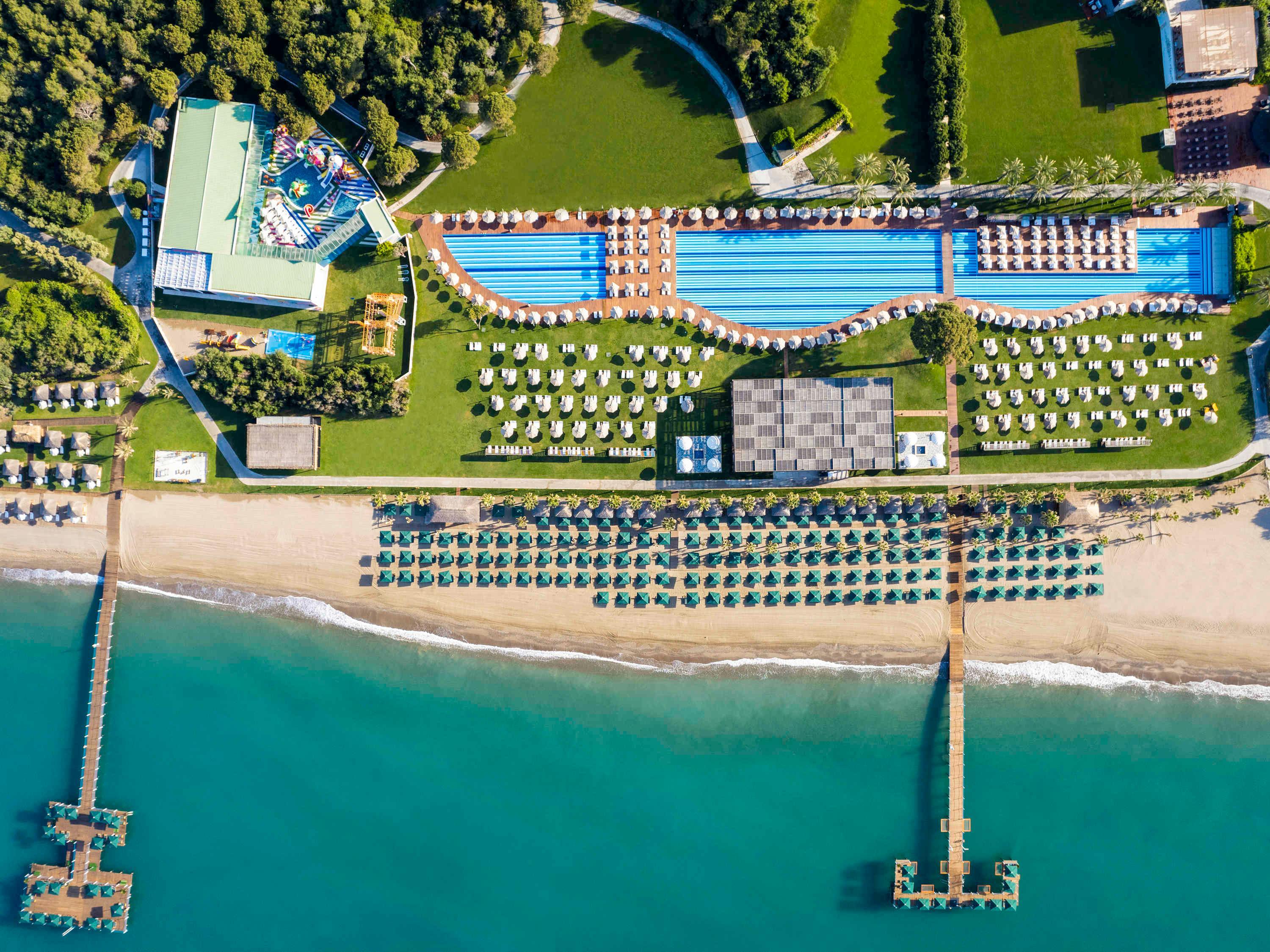 Vista Exterior Rixos Premium Belek - The Land of Legends Access