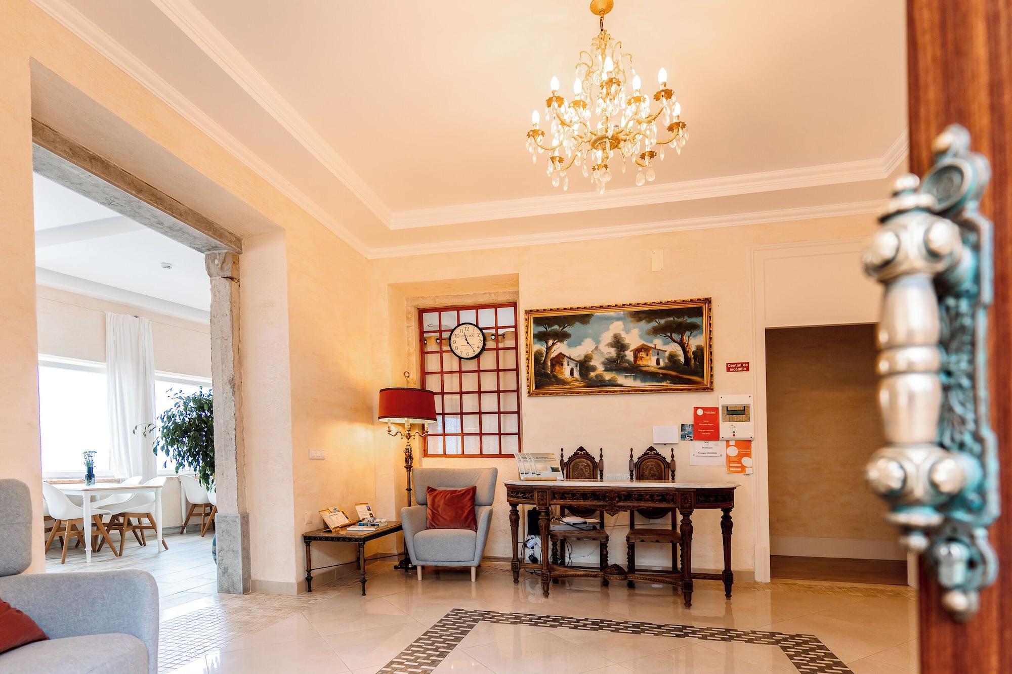 Vista Lobby Guest House Residencial REAL