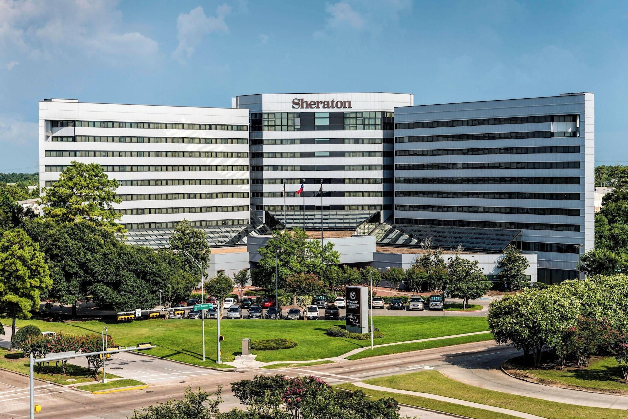 Vista Exterior Sheraton North Houston at George Bush Intercontinental