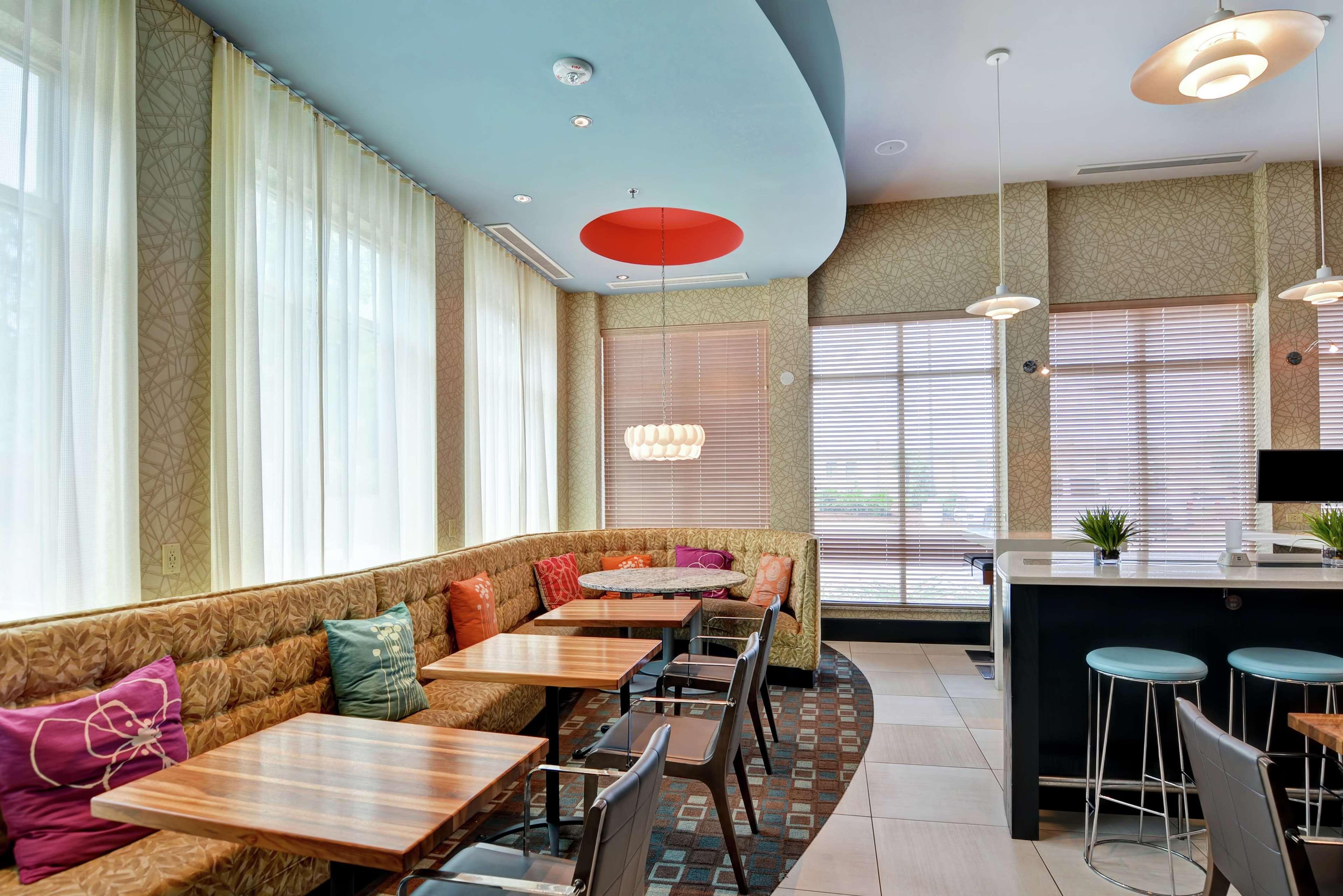Restaurant Hilton Garden Inn Raleigh /Crabtree Valley