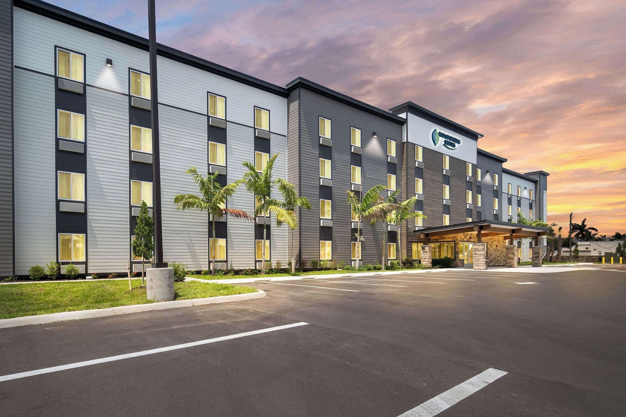 Vista Exterior Woodspring Suites Fort Myers - Cape Coral