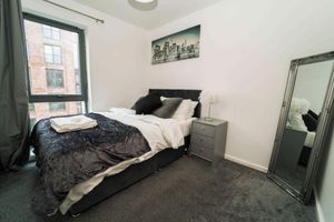 Alquiler Vacacional - 2br-sleeps5-cityview-freeparking-citycentre