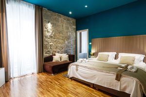 Alojamiento - Riva Luxury Rooms