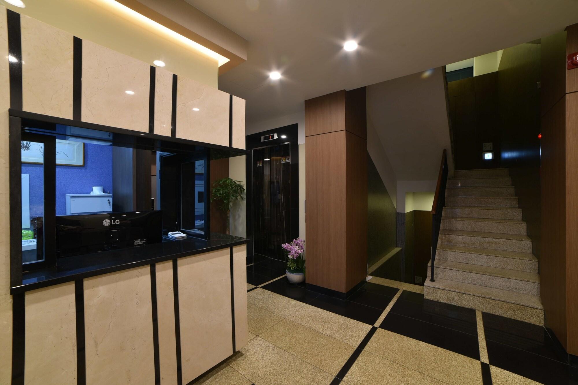 Vista Lobby Soosong Guest House - Hostel