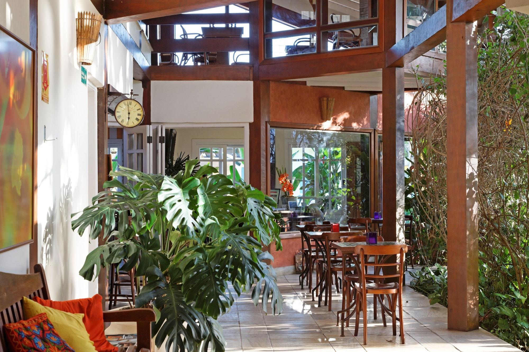 Bar/Salón Pousada Terra Juquehy