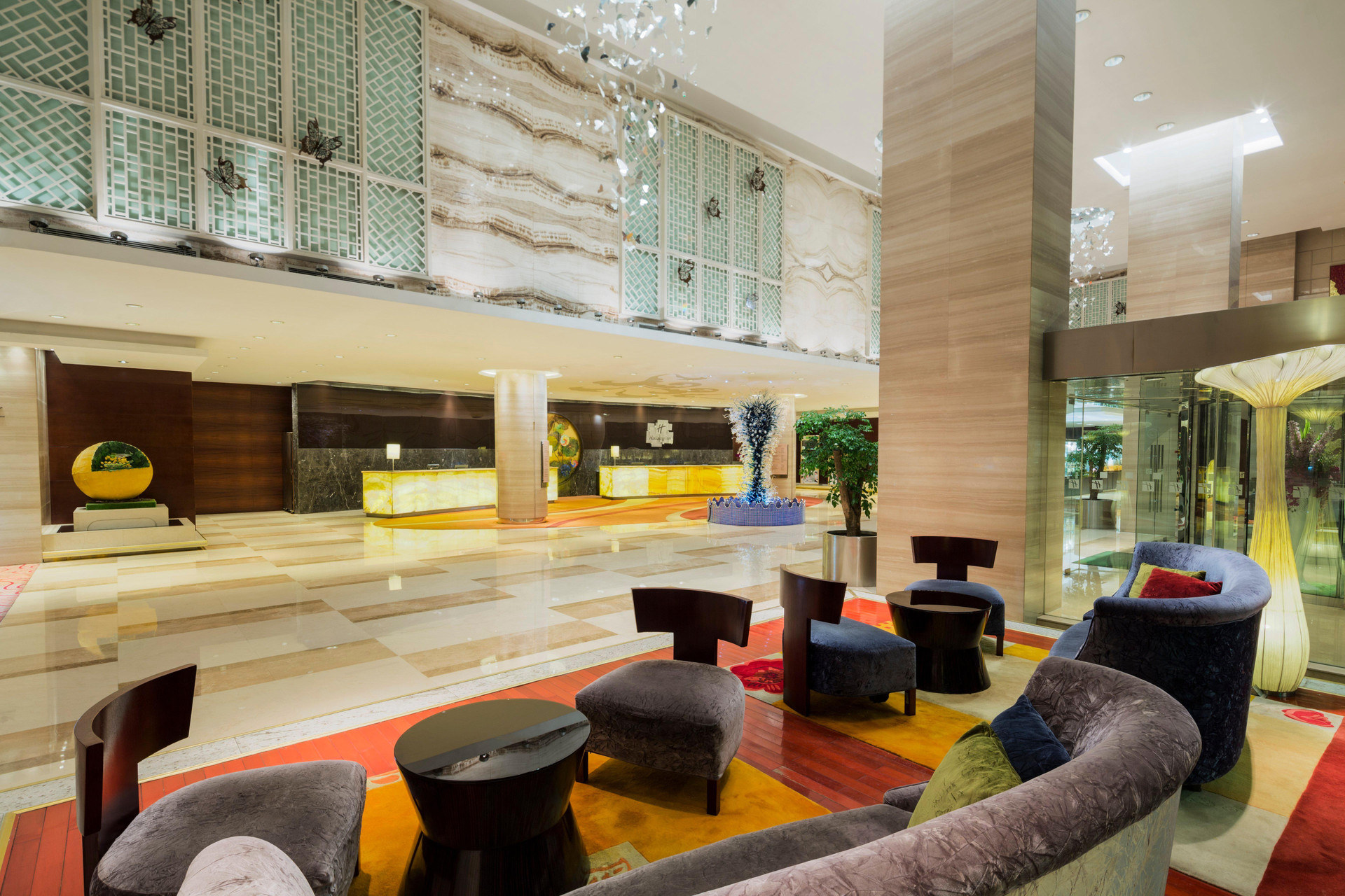 Vista Lobby Holiday Inn Nanjing Aqua City by IHG