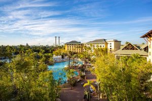 Alojamiento - Universal’s Loews Royal Pacific Resort