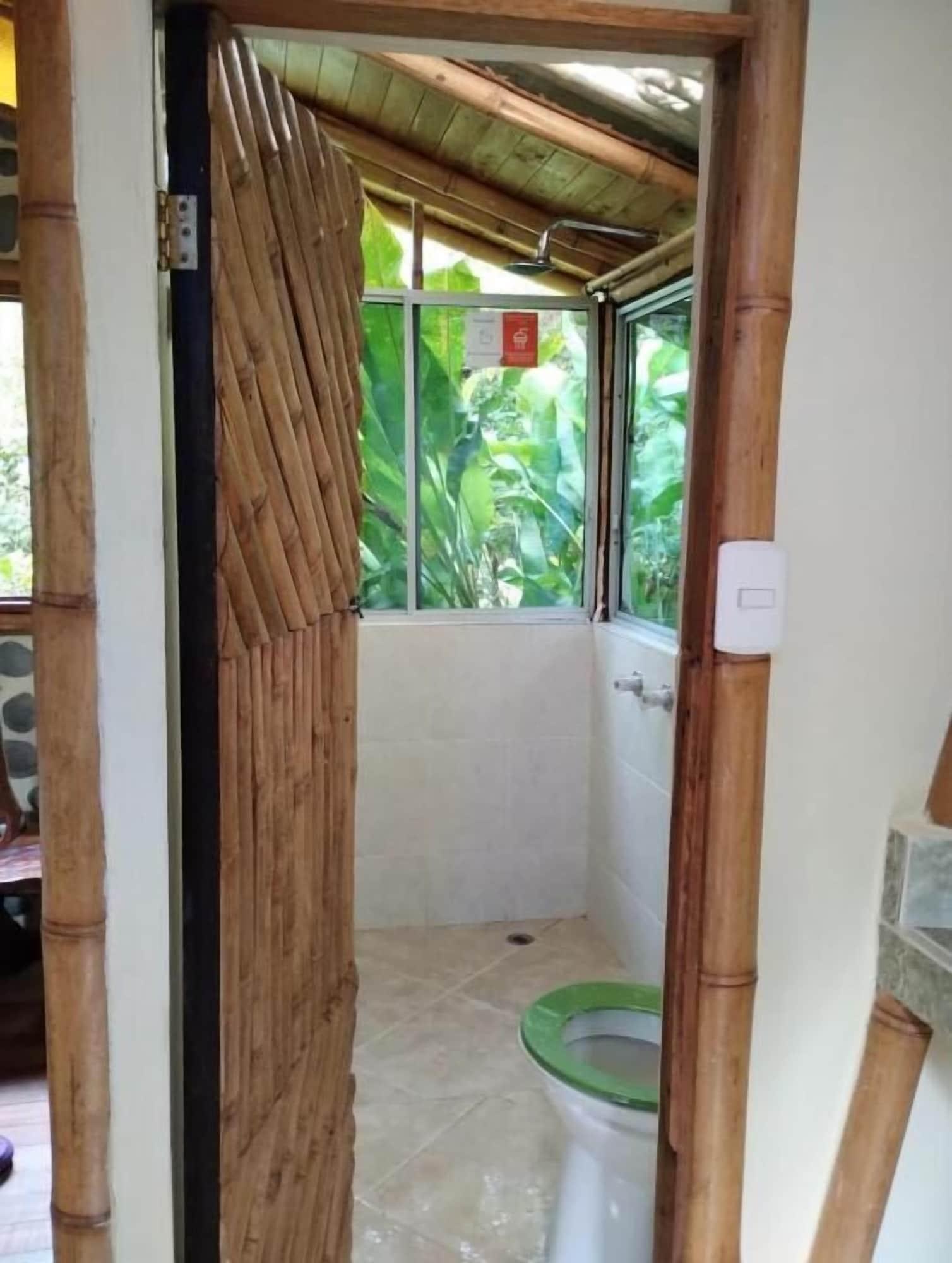 Equipamiento de Habitación Finca Ecologica el Maco