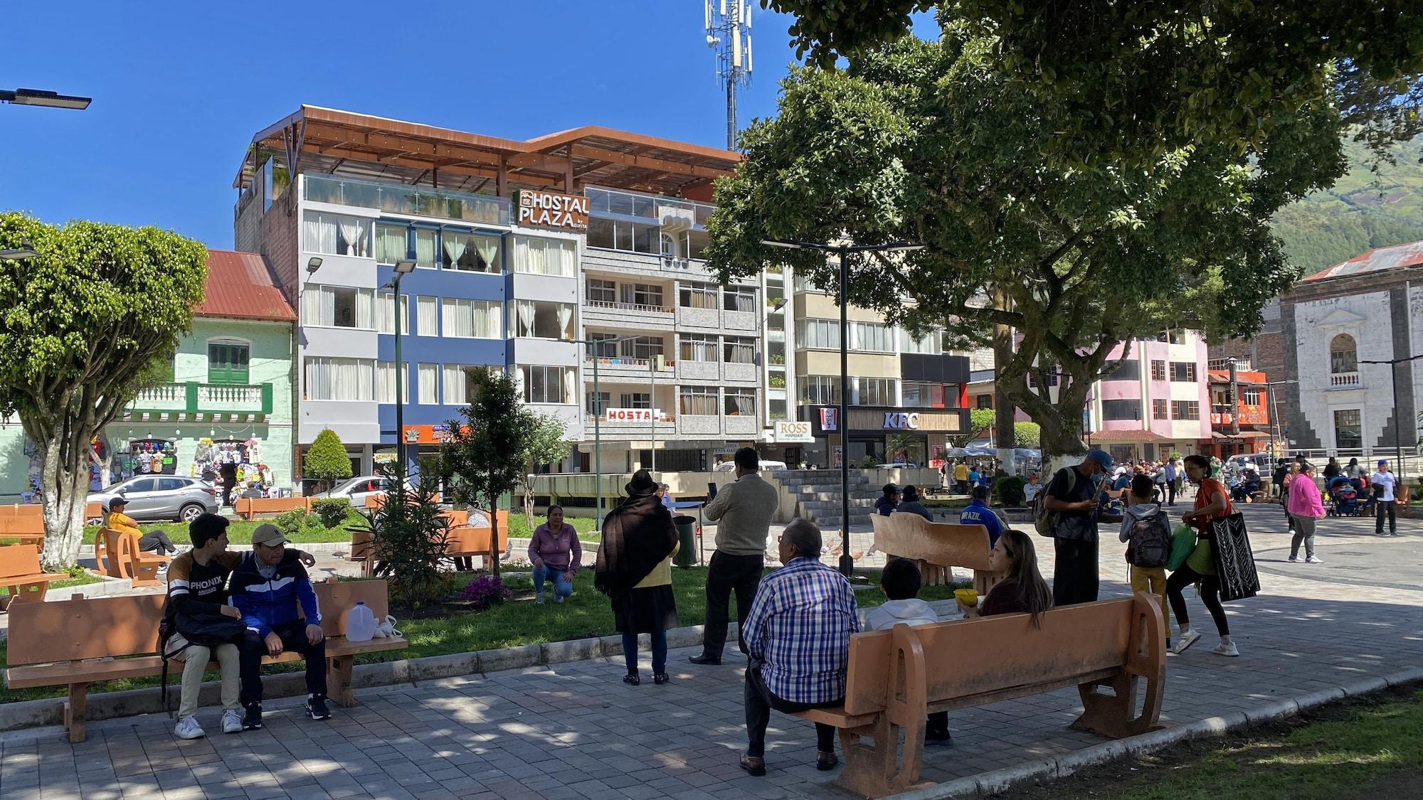 Varios Hostal plaza by Elvita