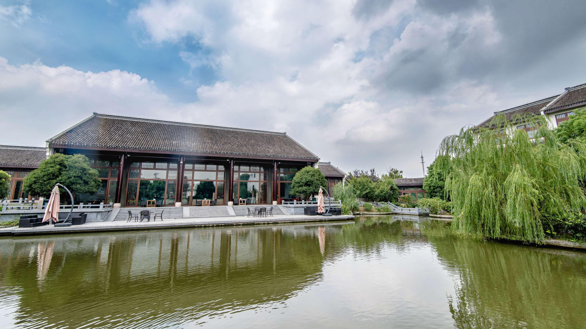 Vista Exterior Radisson Blu Resort Wetland Park Wuxi