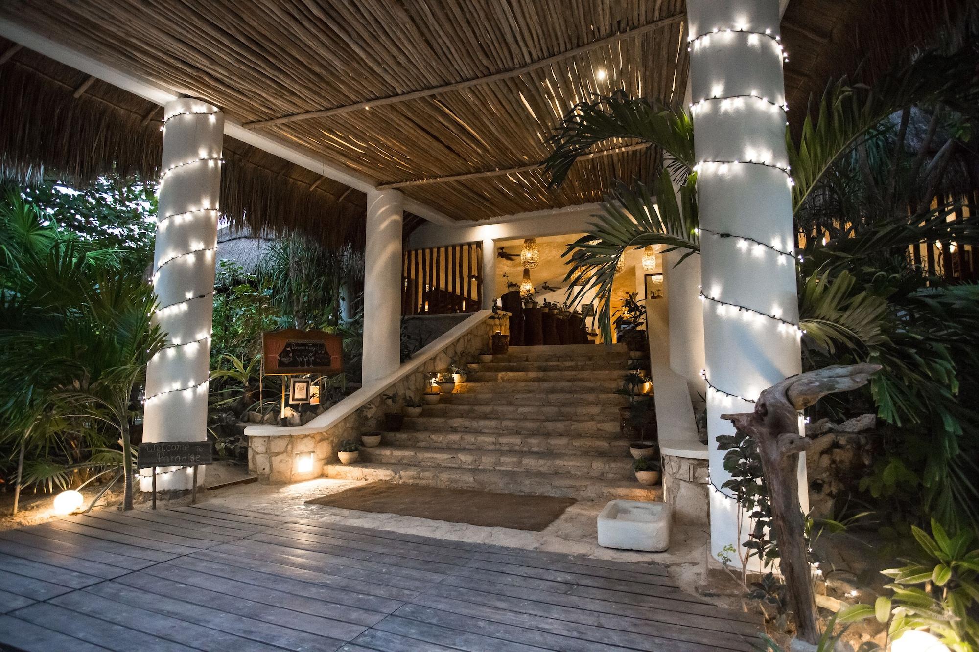 Vista Exterior The Beach Tulum Hotel
