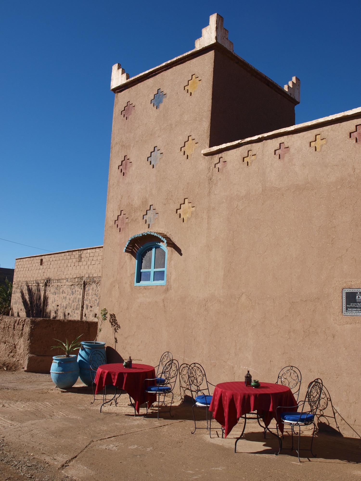 Vista Exterior La petite kasbah