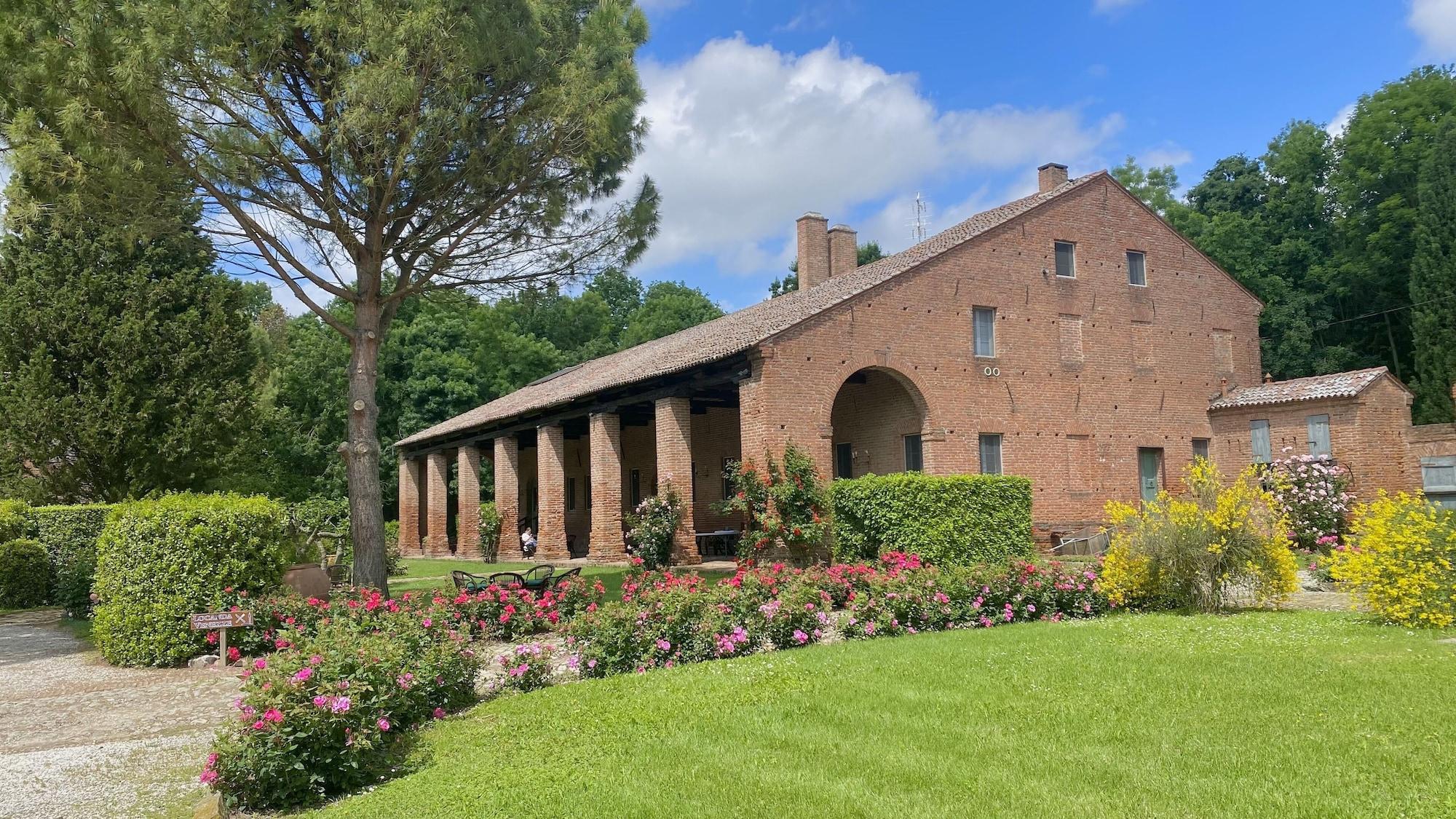 Vista Exterior Agriturismo Tenuta Castel Venezze