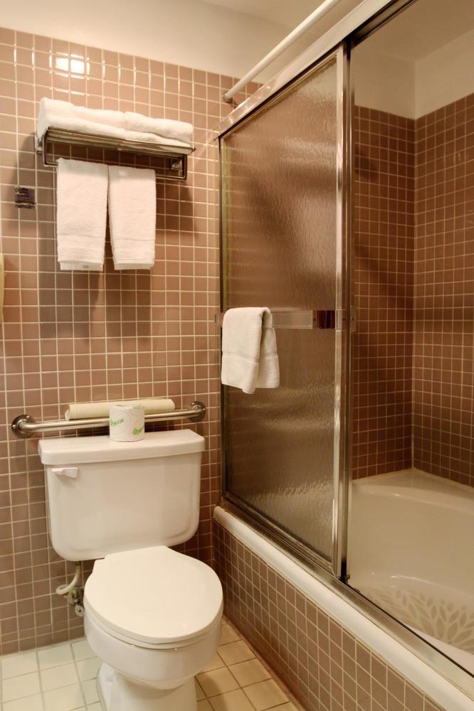 Hotel Metro Plaza Hotel
