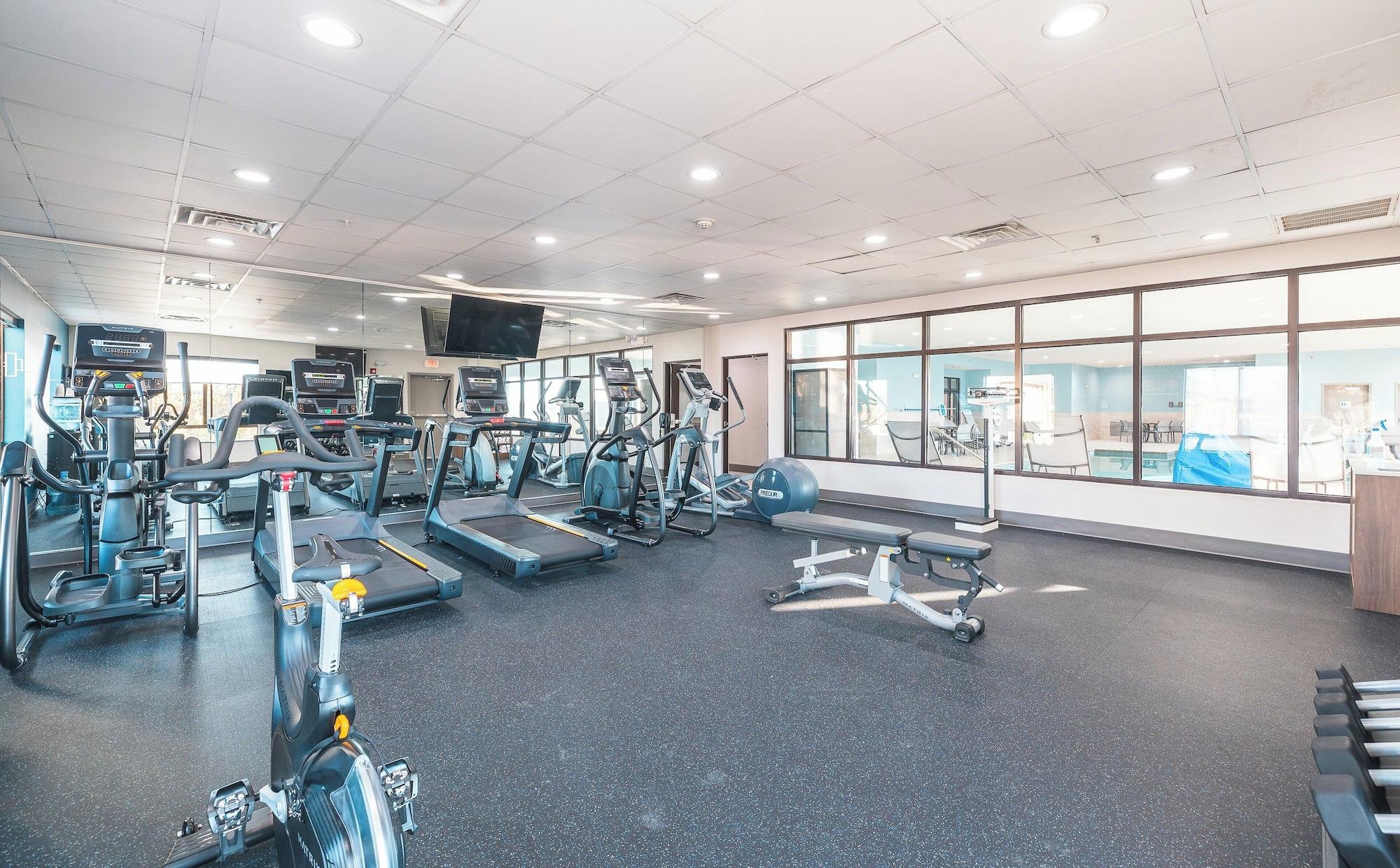Gimnasio Holiday Inn Express Hotel & Suites St. Robert by IHG