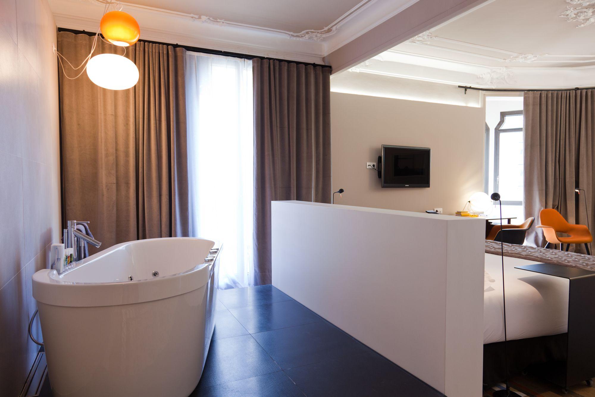 Hotel Alexandra Barcelona Hotel, Curio Collection by Hil