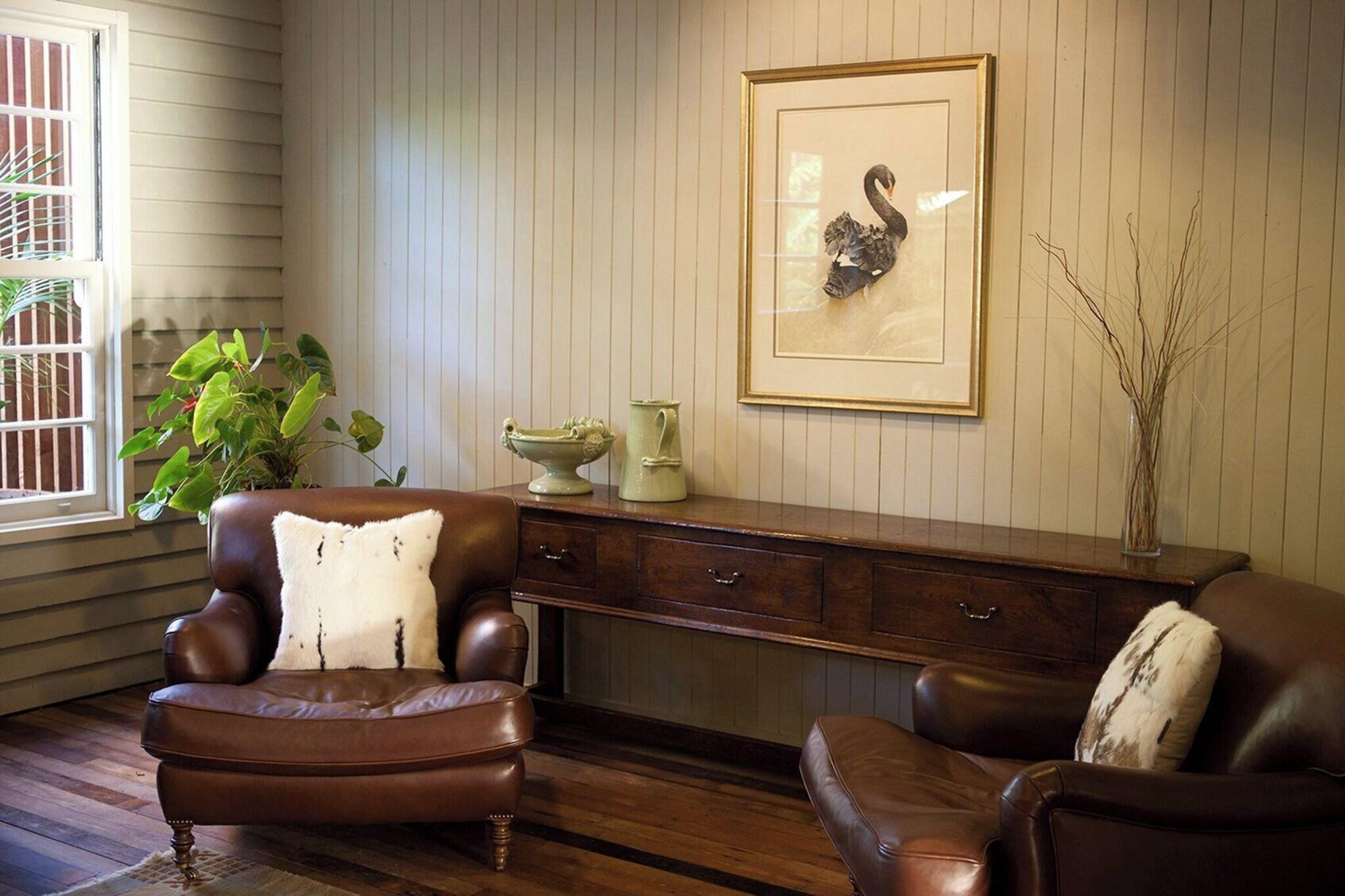 Vista Lobby Solitaire Lodge