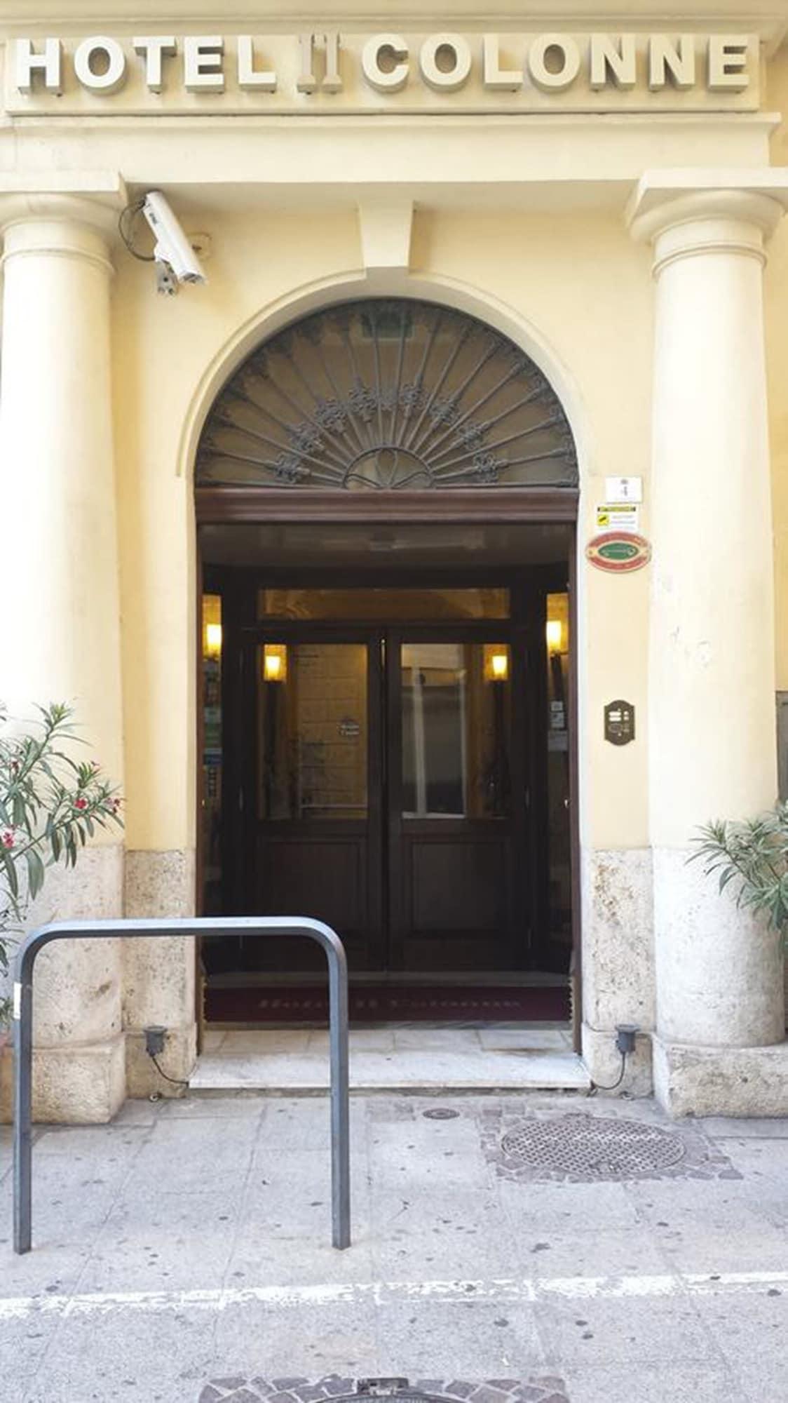 Vista Exterior Hotel Due Colonne