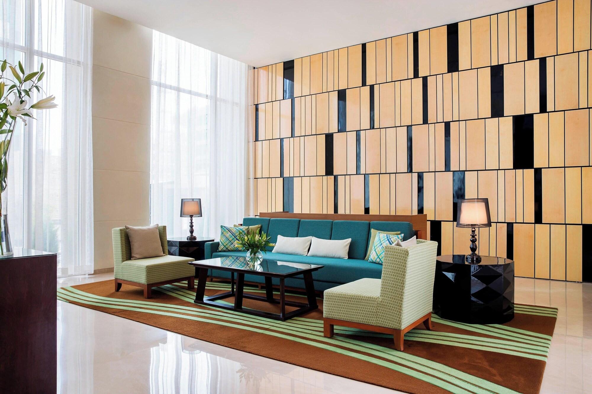 Vista Lobby Fairfield By Marriott Bengaluru Outer Ring Road