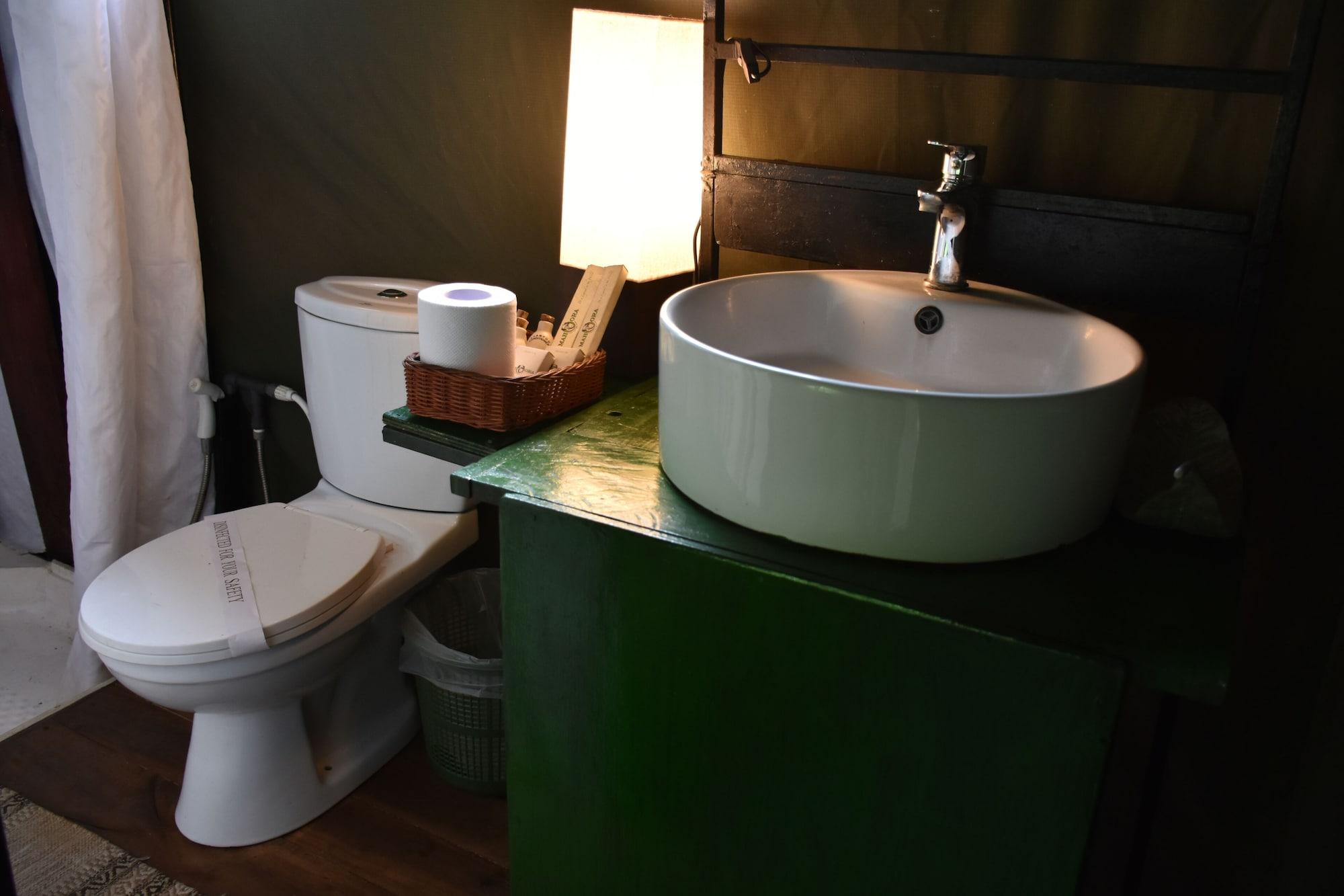 Equipamiento de Habitación Explorer by Eco team - Sinharaja